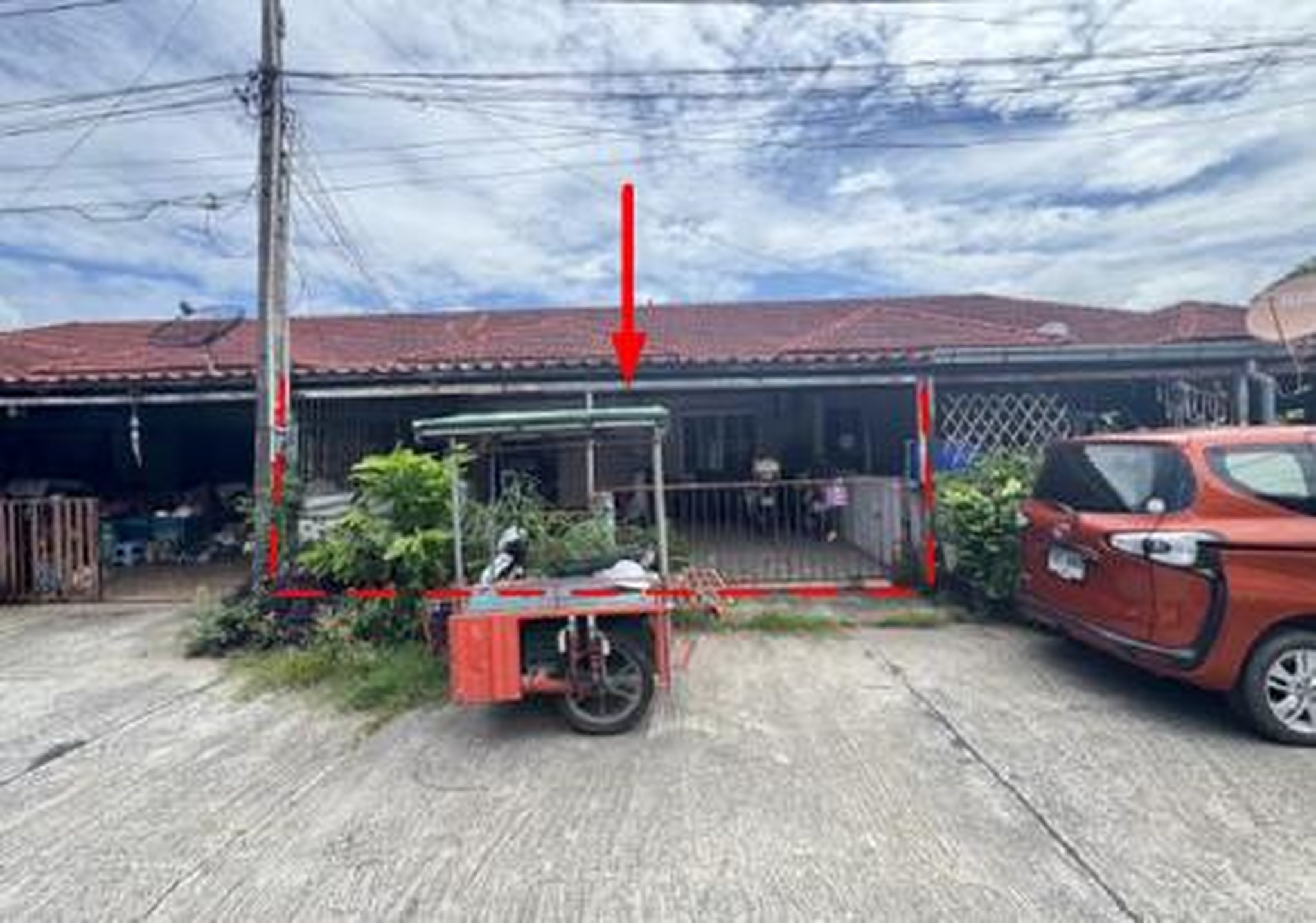 ทรัพย์สถาบันโดย GHB ทาวน์เฮาส์ ซอยหนองมะหาด6 ถนนทางหลวงหมายเลข36