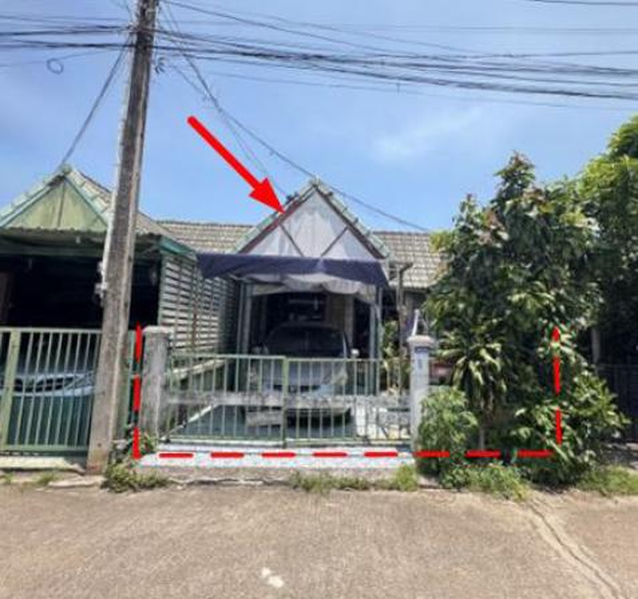 ทรัพย์สถาบันโดย GHB ทาวน์เฮาส์ โชคนิมิตร 9