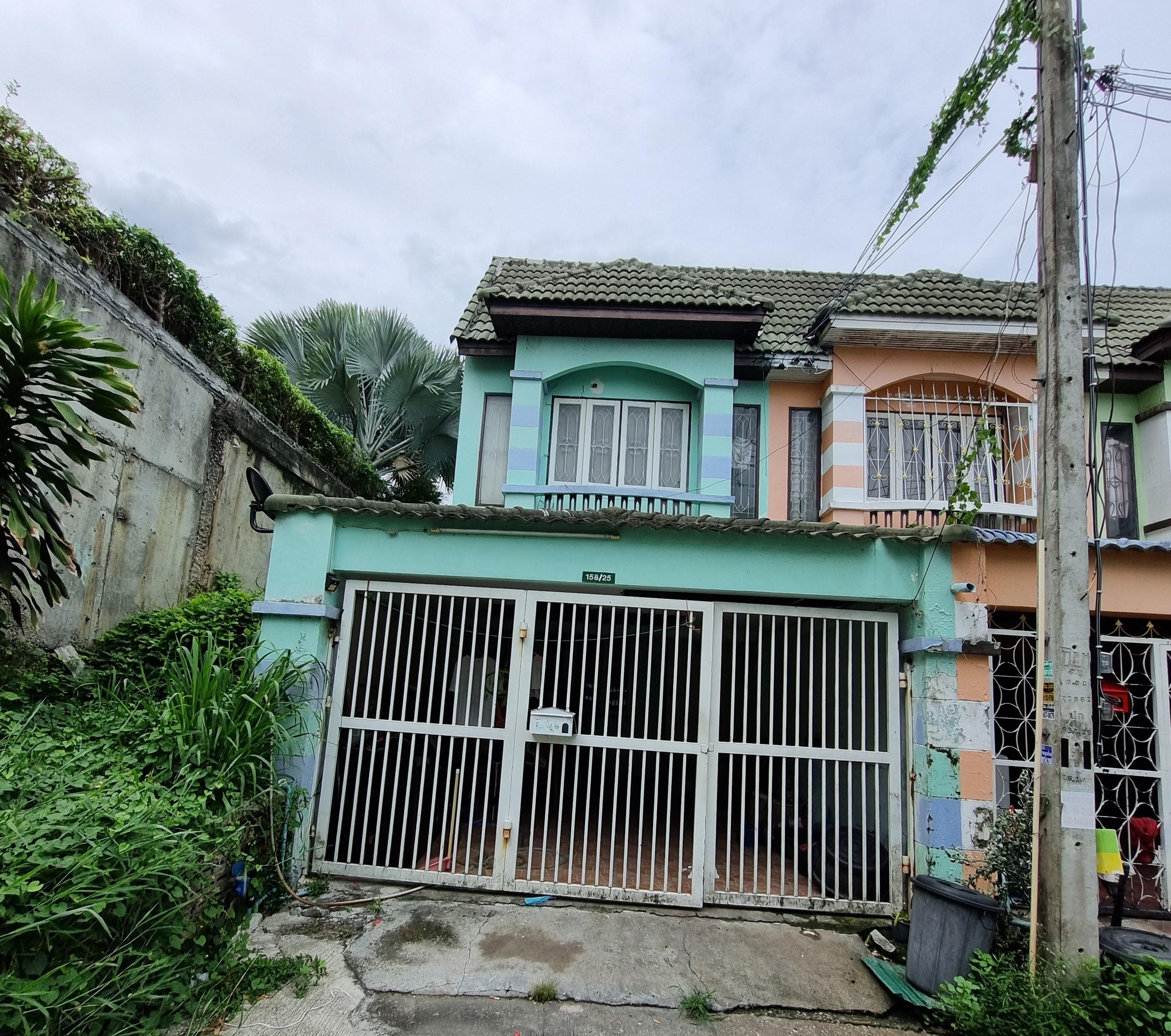 ทรัพย์สถาบันโดย GHB ทาวน์เฮาส์ ฉัตรแก้ว 1 (Chatkaew 5)