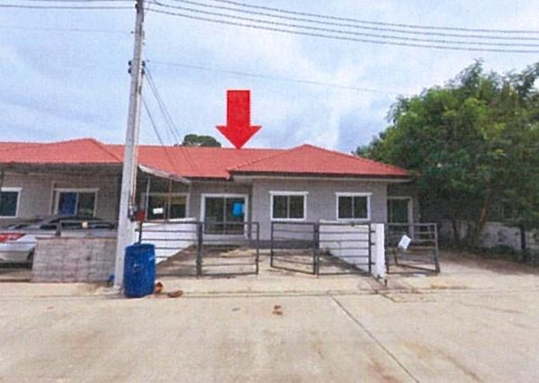 ทรัพย์สถาบันโดย GHB ทาวน์เฮาส์ ซอยบ้านหนองสาริกา ถนนทล.331