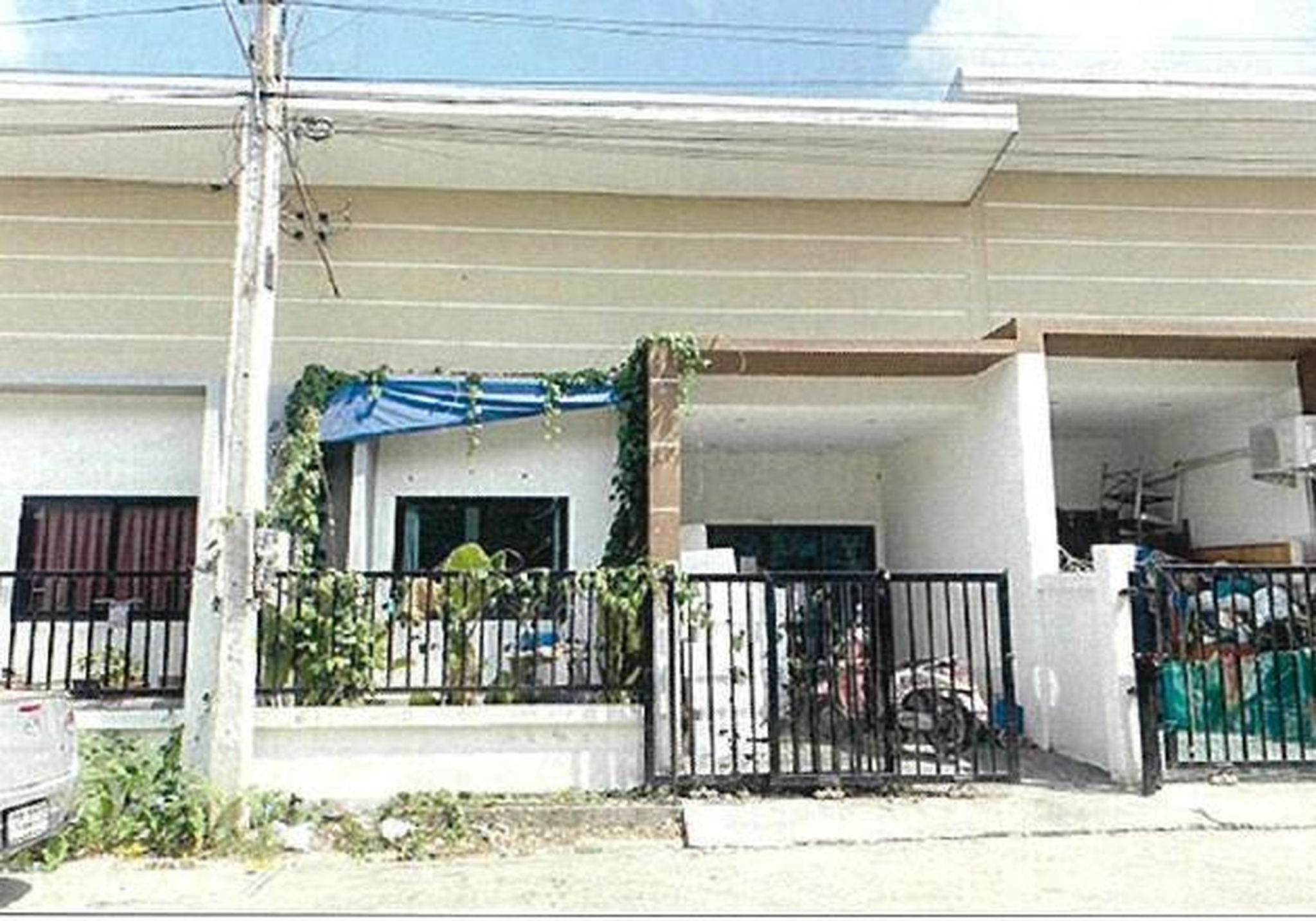 ทรัพย์สถาบันโดย GHB ทาวน์เฮาส์ ซอยหมู่บ้านเดอะพาโน (มา ถนนรย.4040 (ถนนสายหนองต