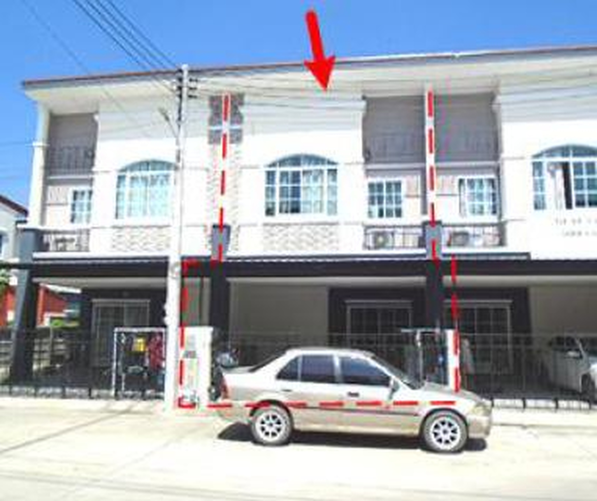 ทรัพย์สถาบันโดย GHB ทาวน์เฮาส์ ภูฟ้า เดอ วิลล์ @ บ้านฉาง - บูรพาพัฒน์ (