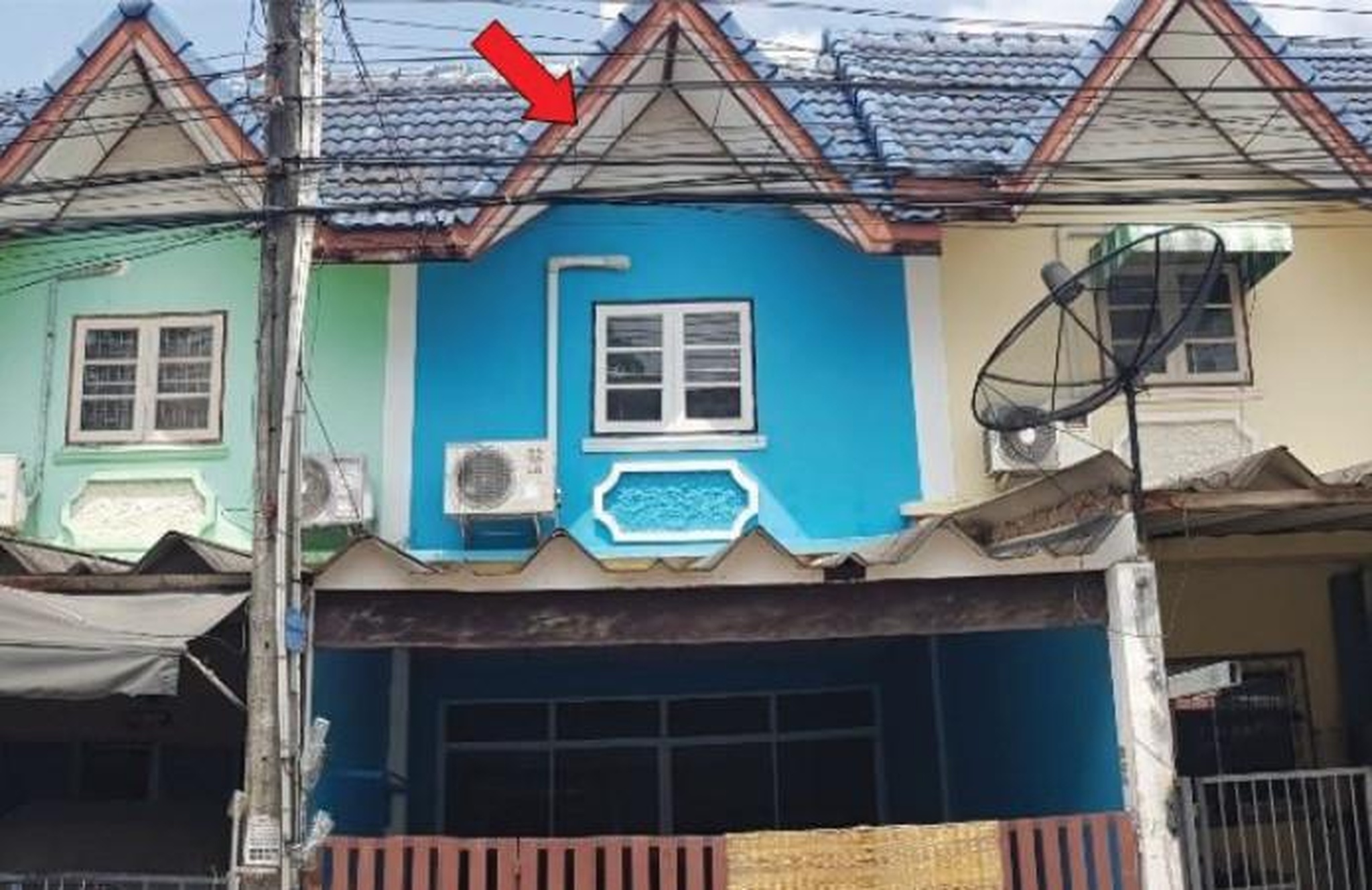 ทรัพย์สถาบันโดย GHB ทาวน์เฮาส์ สาธิตซิตี้โฮม
