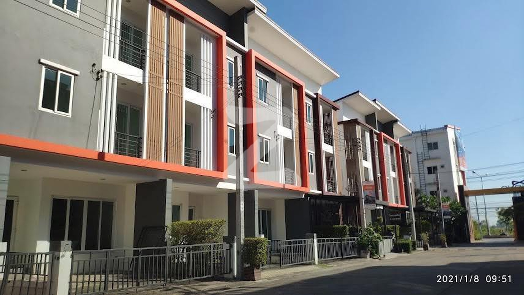 ✨🏡 ให้เช่าทาวน์โฮม 3 ชั้น โครงการ ดิอิเธอโน่ หทัยราษฎร์ ‼️ด่วนราคาเช่า 21,000 บาท/เดือน ‼️ราคานี้รวมค่าส่วนกลางแล้ว : เจ้าของให้เช่าเอง (งดรับนายหน้า)
