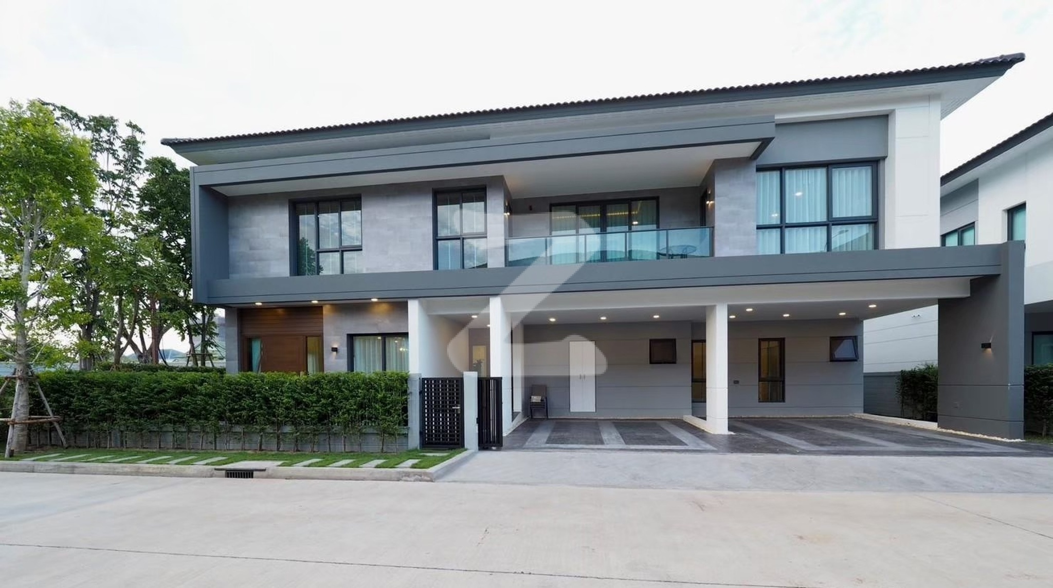 #ให้เช่าบ้านเดี่ยว The Cityบางนา #บ้านใกล้สโมสรแต่งสวยพร้อมอยู่ #บ้านหัวมุมวิวสวน #วิวสวยมาก #แต่งสวยทุกห้อง #5นอน6น้ำ #บ้านมีอ่างอาบน้ำ  : เจ้าของให้เช่าเอง (งดรับนายหน้า)