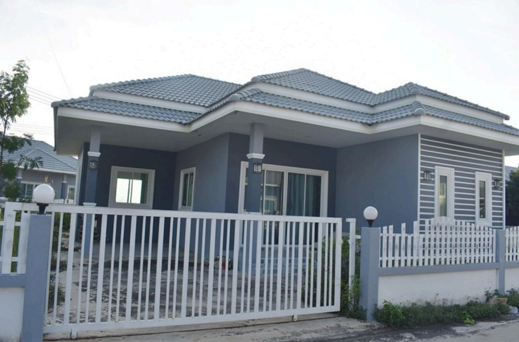 ทรัพย์สถาบันโดย GHB บ้านเดี่ยว บ้านชานเมือง