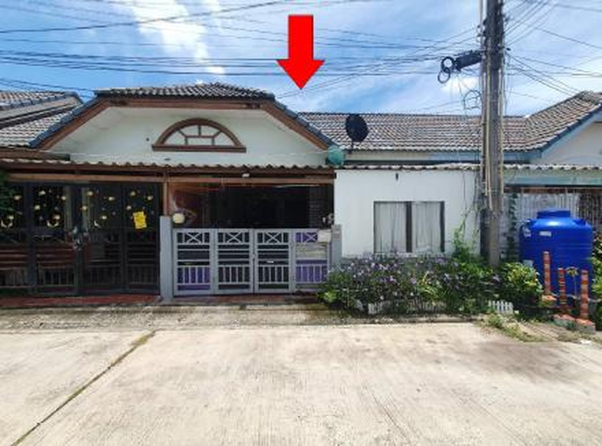 ทรัพย์สถาบันโดย GHB ทาวน์เฮาส์ สินธารา