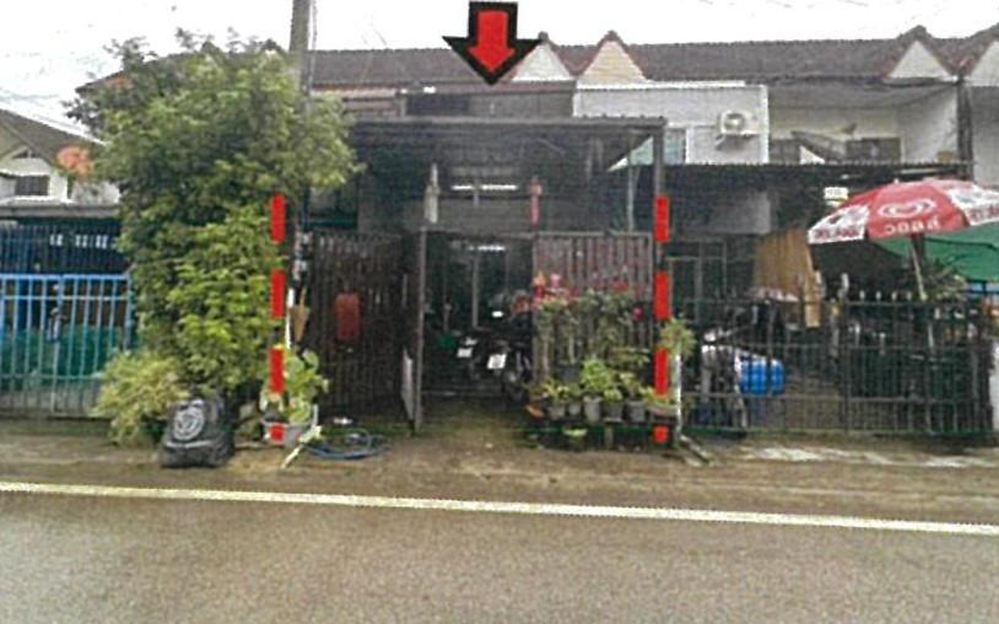 ทรัพย์สถาบันโดย GHB ทาวน์เฮาส์ ซอยถนนบ้านเสาหิน/เสาหิน ถนนสายเชียงใหม่-ลำพูน (
