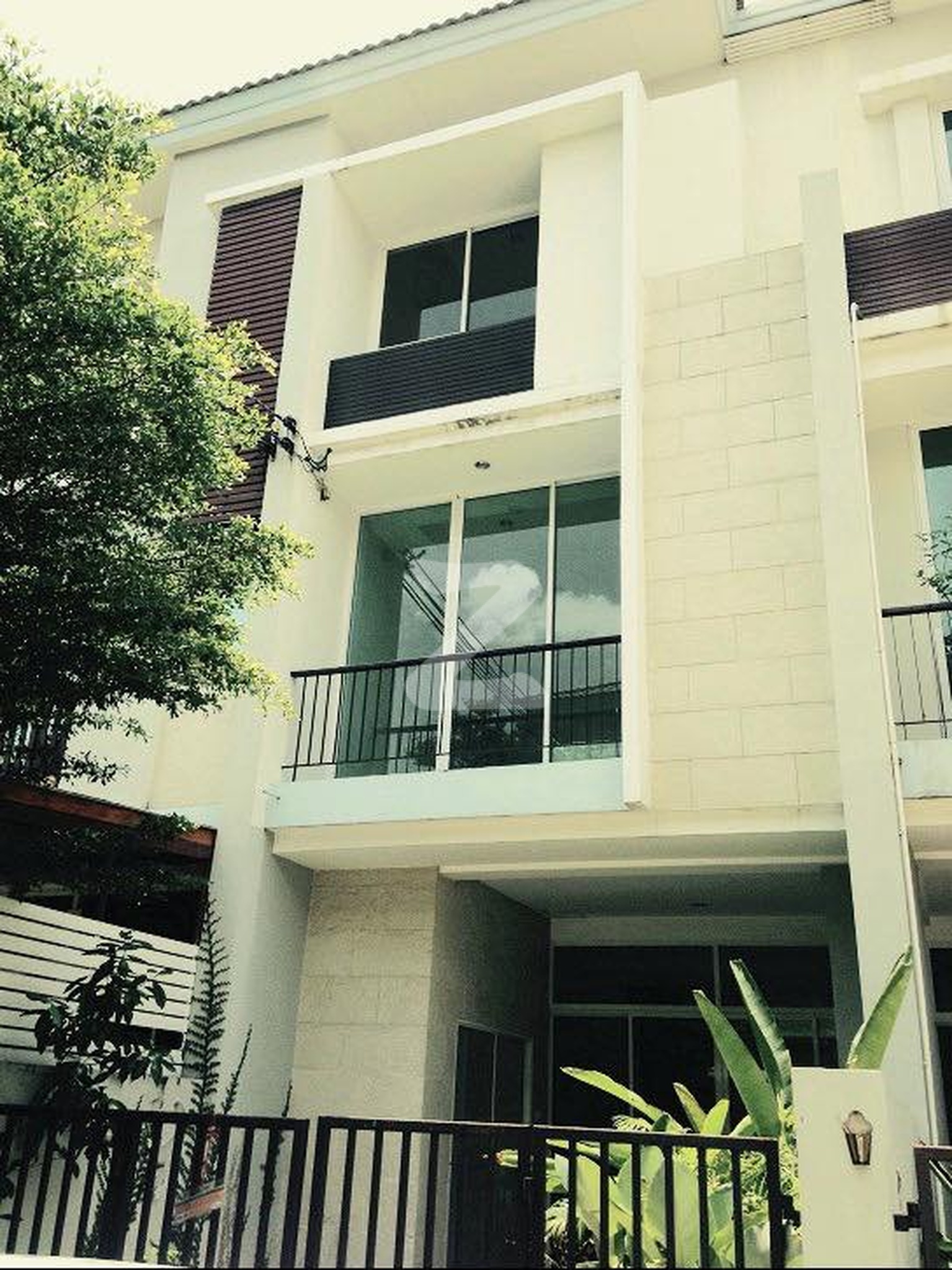เจ้าของปล่อยเอง For rent Townhome Rama3 ให้เช่าทาวน์โฮม ม. ธนาพัฒน์ พระราม3                                   : เจ้าของให้เช่าเอง (งดรับนายหน้า)