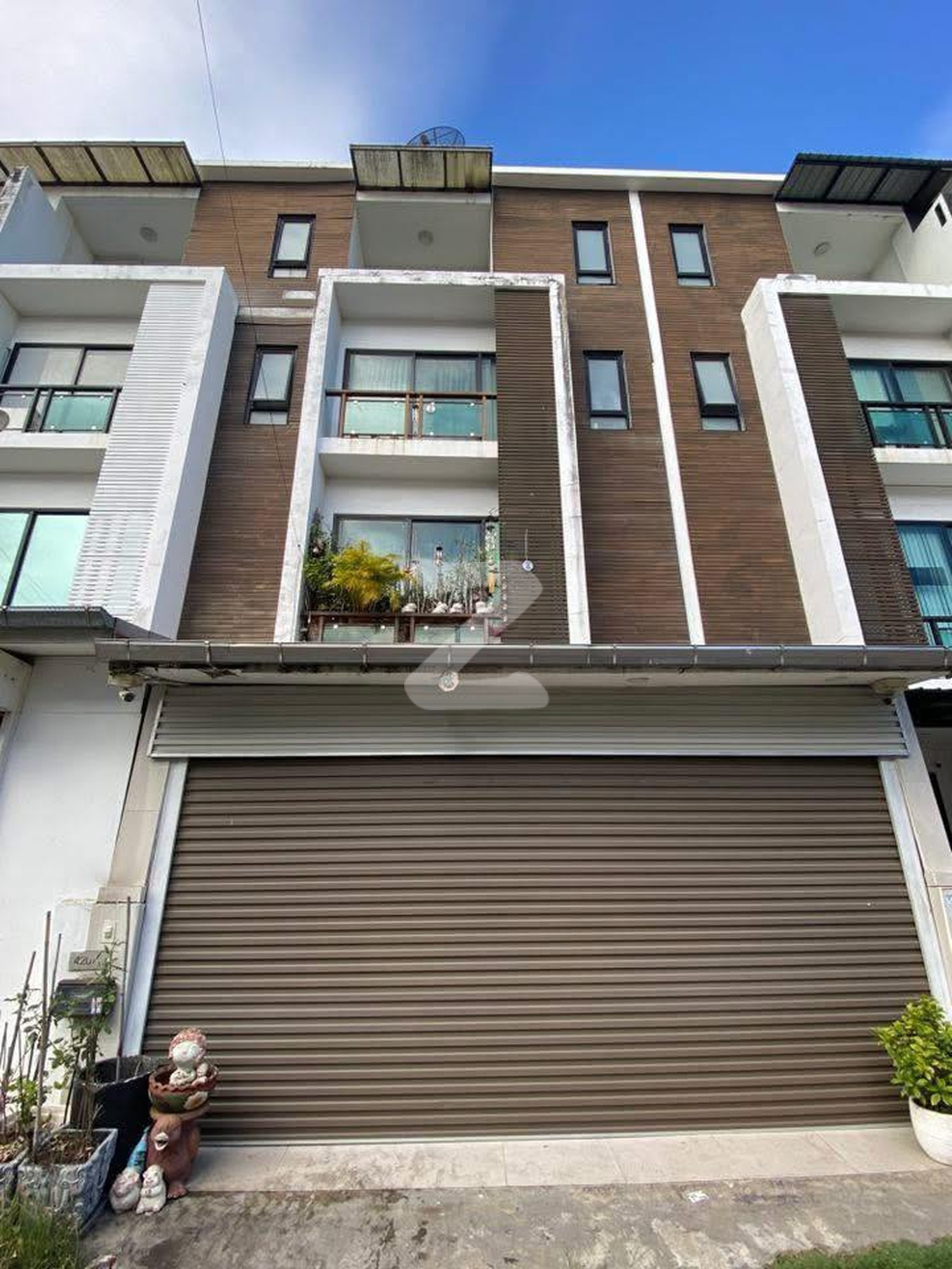 ขายด่วน เจ้าของขายเอง  🏡โฮมออฟฟิศ 4 ชั้น เอชทูโอ รามคําแหง 2 -วงแหวน ( H2O Ram2-Suvarnabhumi) ถูกสุดในโครงการ!! : เจ้าของขายเอง (งดรับนายหน้า)