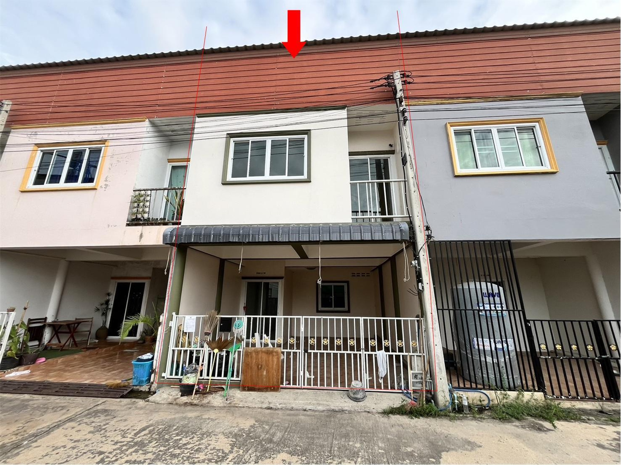 ทรัพย์สถาบันโดย GHB ทาวน์เฮาส์ ถนนวังยาว - หนองขอน