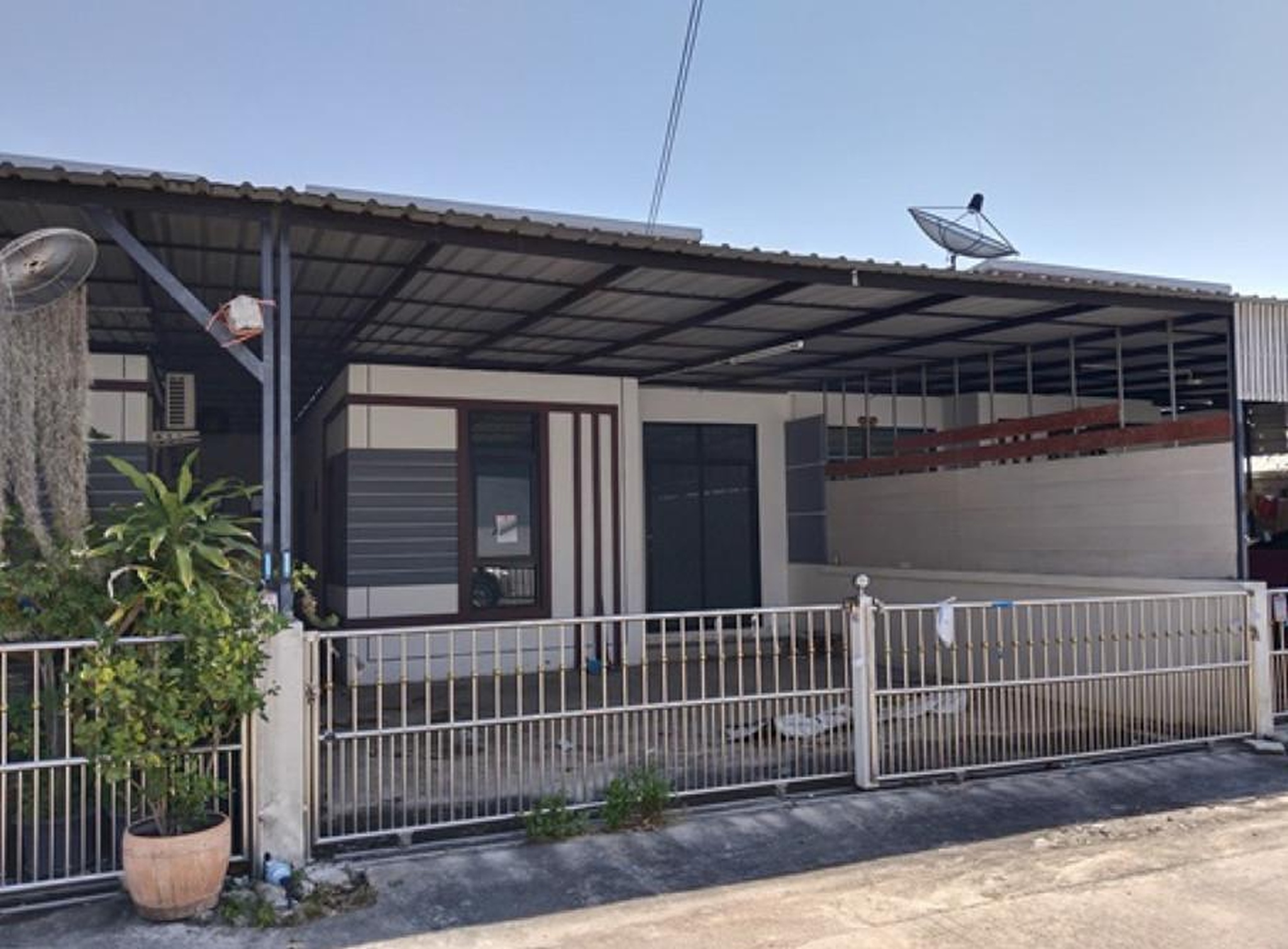 ทรัพย์สถาบันโดย GHB บ้านแฝด บุญชัยศิริ