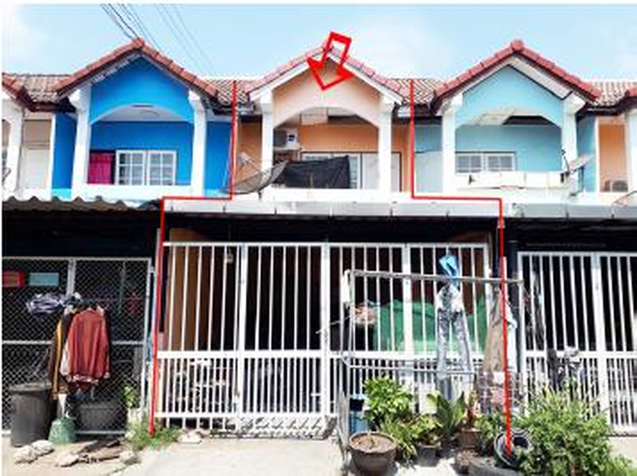 ทรัพย์สถาบันโดย GHB ทาวน์เฮาส์ บ้านเลขที่ 5