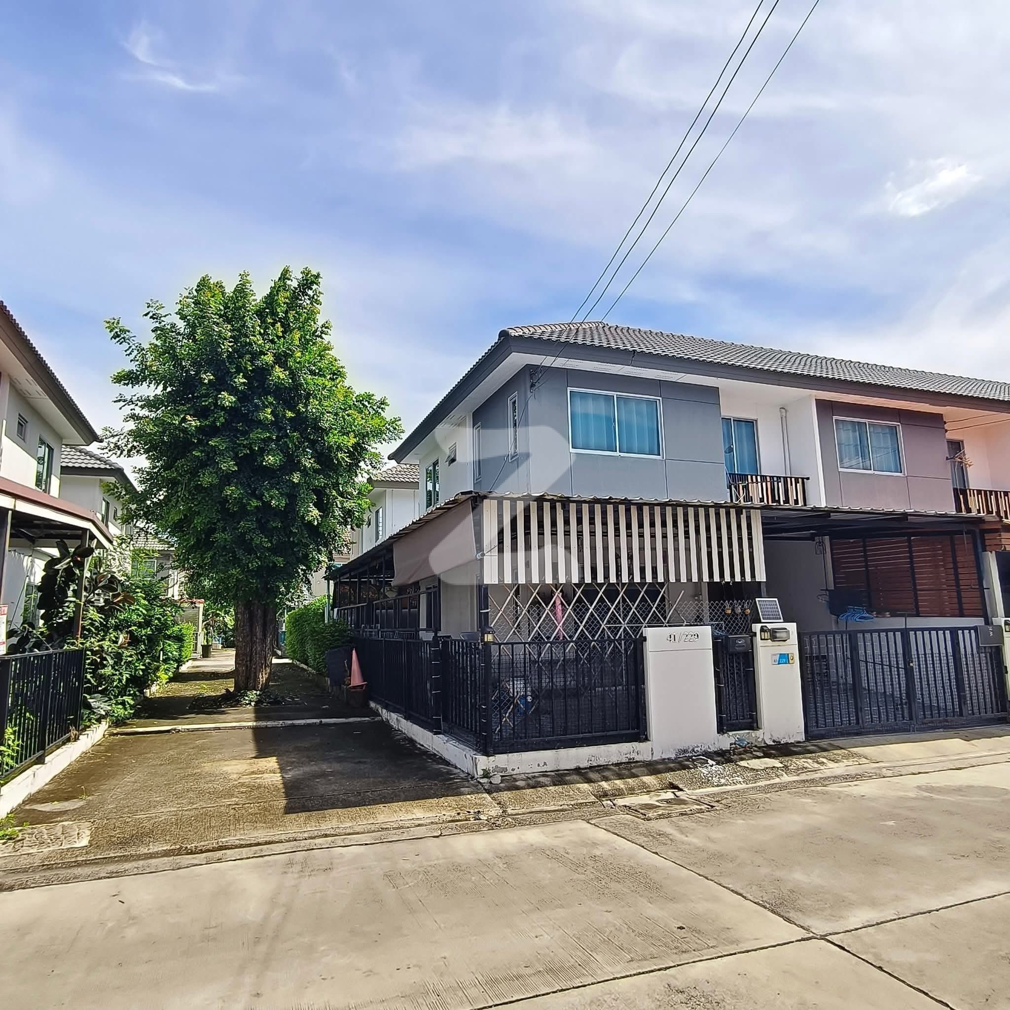 หมู่บ้านพฤกษา38/3 (หลังมุม) ถ.บางกรวย-ไทรน้อย นนทบุรี : เจ้าของขายเอง (งดรับนายหน้า)