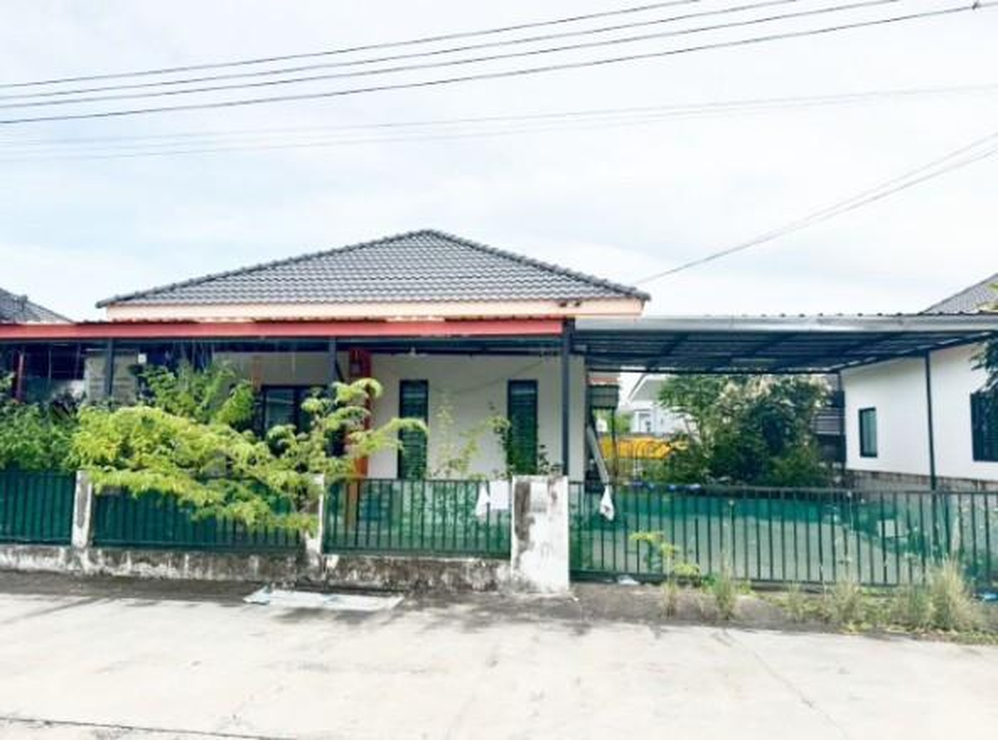ทรัพย์สถาบันโดย GHB บ้านเดี่ยว ซอยรัตนา วิลเลจ 4 ถนนซ.4
