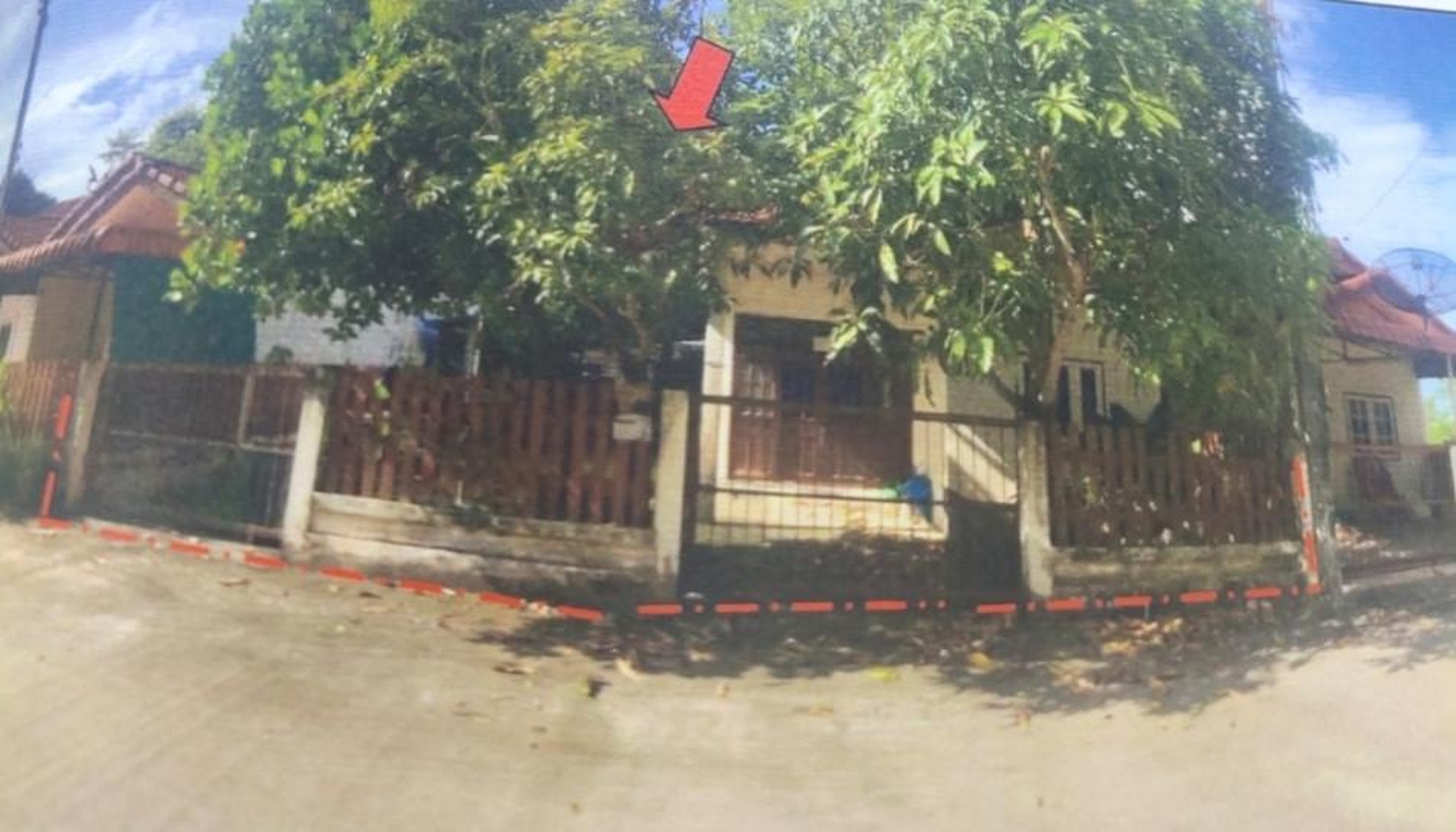 ทรัพย์สถาบันโดย GHB ทาวน์เฮาส์ ซอยทุ่งสง-นาบอน 3 ถนนทุ่งสง-นาบอน (สายเก่