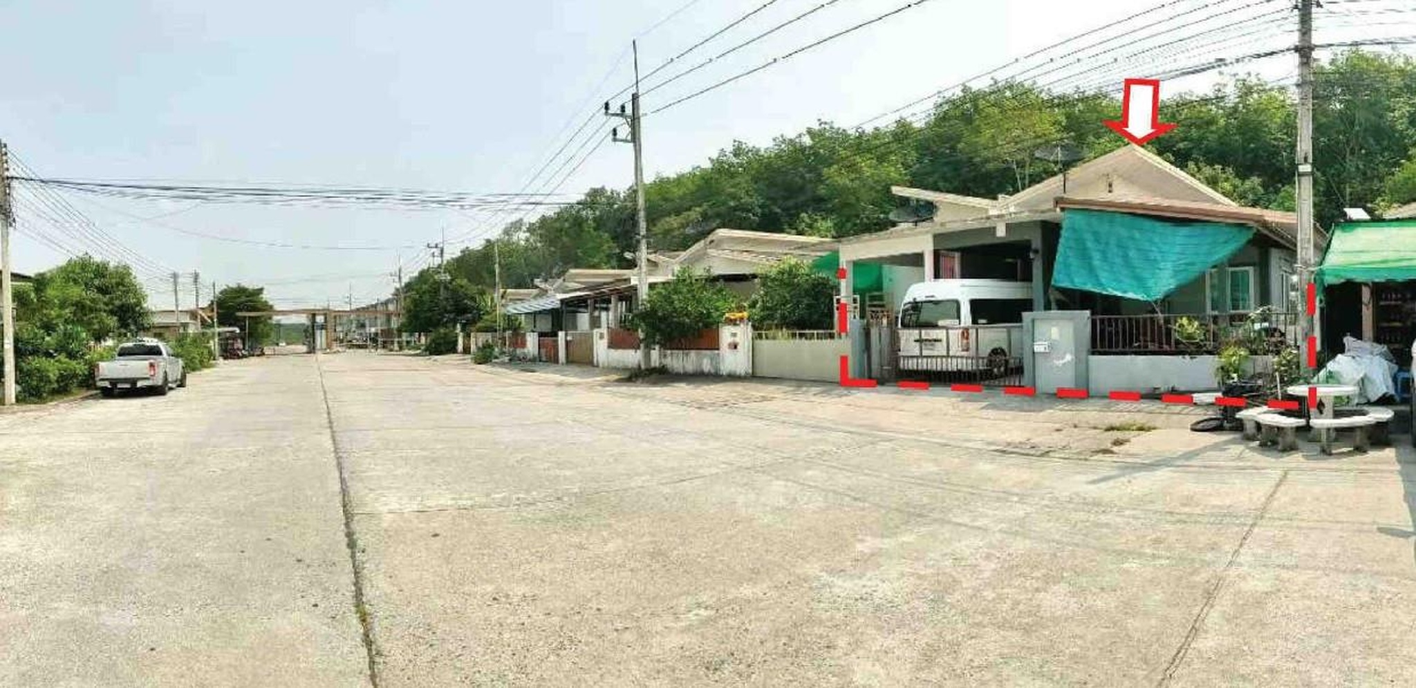 ทรัพย์สถาบันโดย GHB บ้านแฝด หมู่บ้าน อีสเทิร์น พาร์ควิล ถนนสุขุมวิท-ปลวกแดง (ทล.3191)