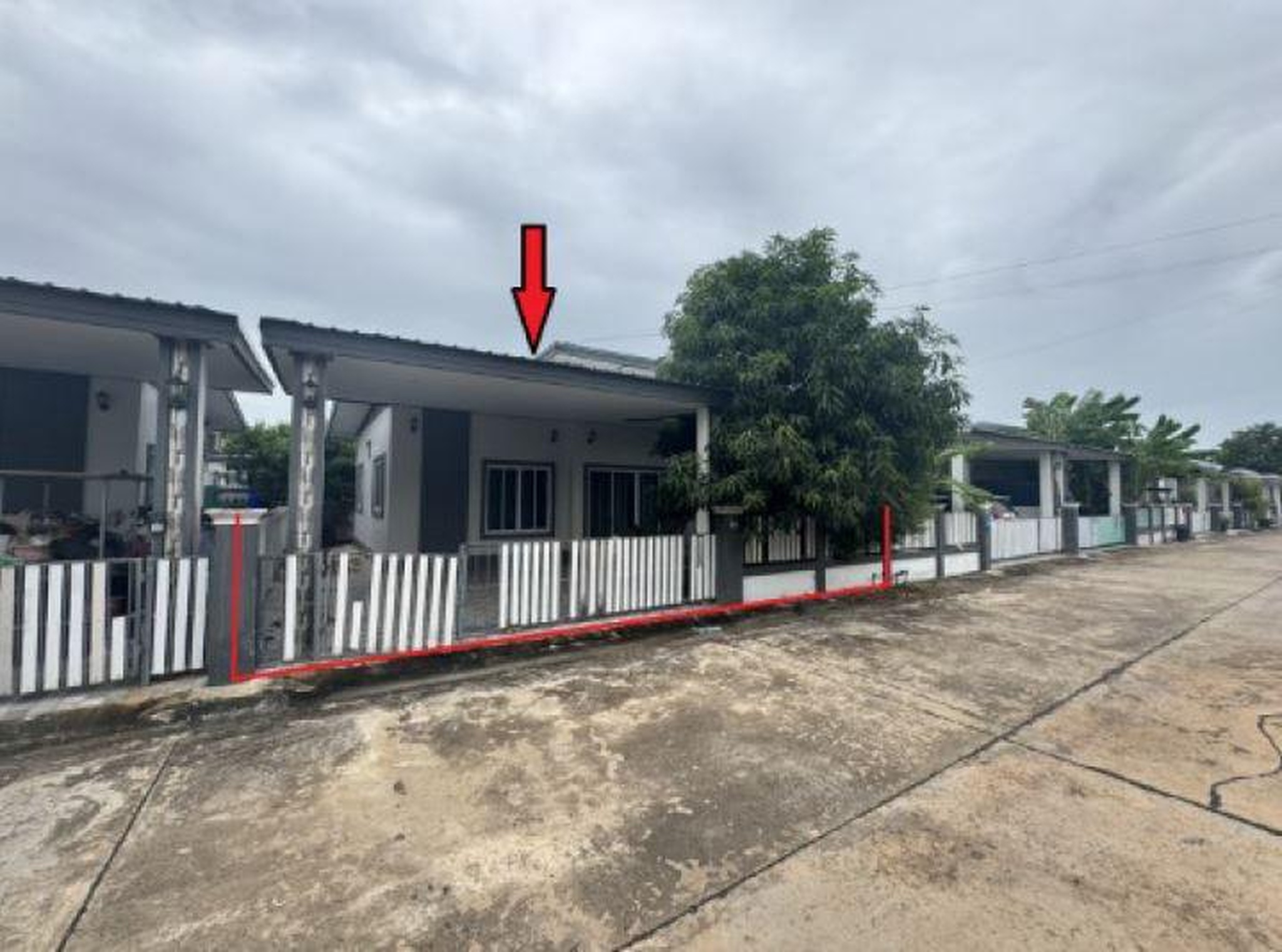 ทรัพย์สถาบันโดย GHB บ้านแฝด ซอยซ.ไม่มีชื่อ/ซ.ทางเข้ ถนนสายบ้านทุ่ม-มัญจาคีร