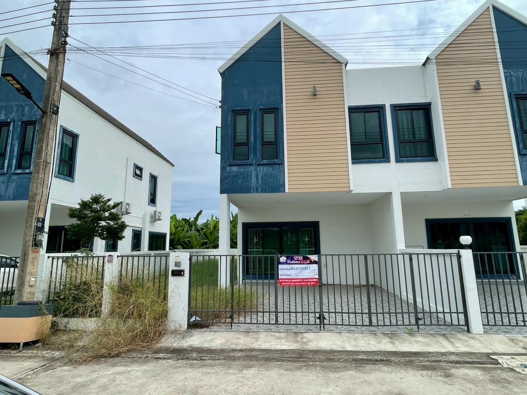 ทรัพย์สถาบันโดย GHB บ้านแฝด ซอยทางเข้าวัดสุดสวาทดิ์ ถนนสิงหวัฒน์(ทล.12)