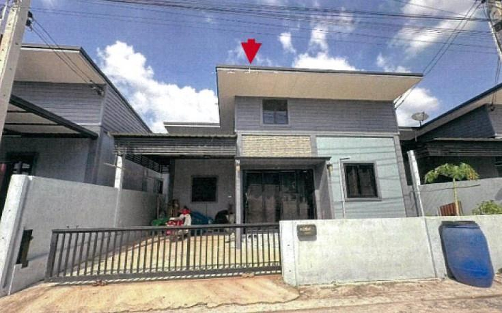 ทรัพย์สถาบันโดย GHB บ้านแฝด ถนนทางหลวงหมายเลข 331