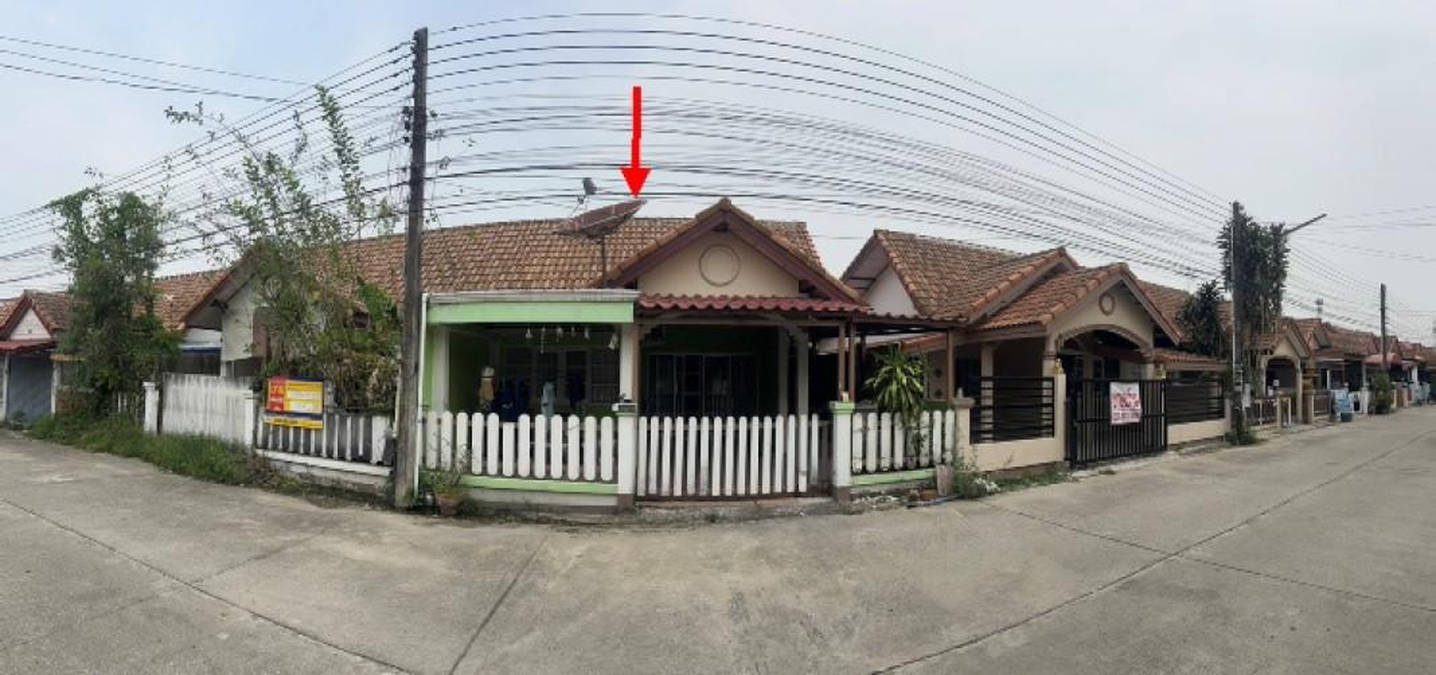 ทรัพย์สถาบันโดย GHB บ้านแฝด แวนด้า การ์เด้น