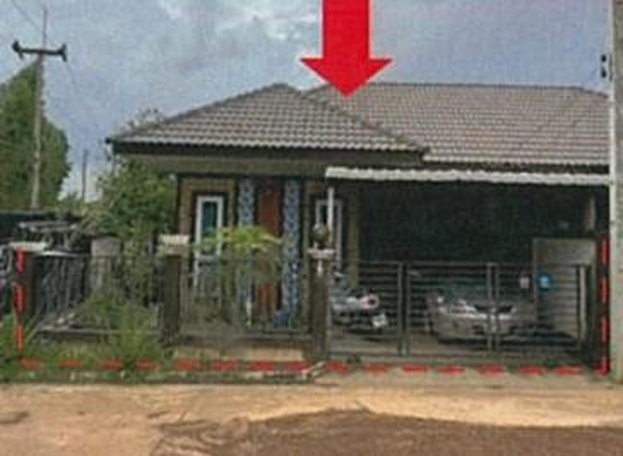 ทรัพย์สถาบันโดย GHB บ้านแฝด ซอยไม่มีชื่อ / หมู่บ้าน ถนนทางหลวงชนบท (ปจ.5009