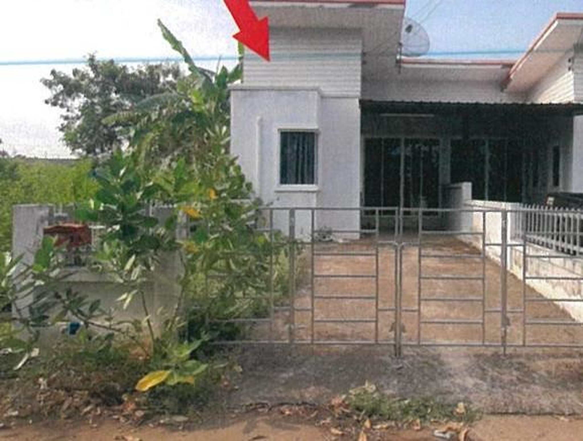 ทรัพย์สถาบันโดย GHB ทาวน์เฮาส์ โครงการ นิสาสิริ