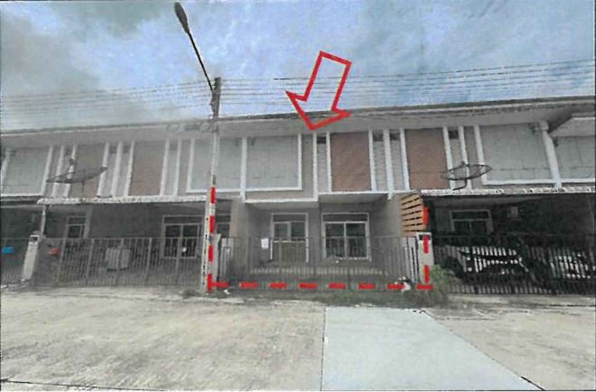 ทรัพย์สถาบันโดย GHB ทาวน์เฮาส์ สุขนิเวศน์ 10 มาบข่า-ระยอง (Sukniwate 10 Mabkha-Rayong)