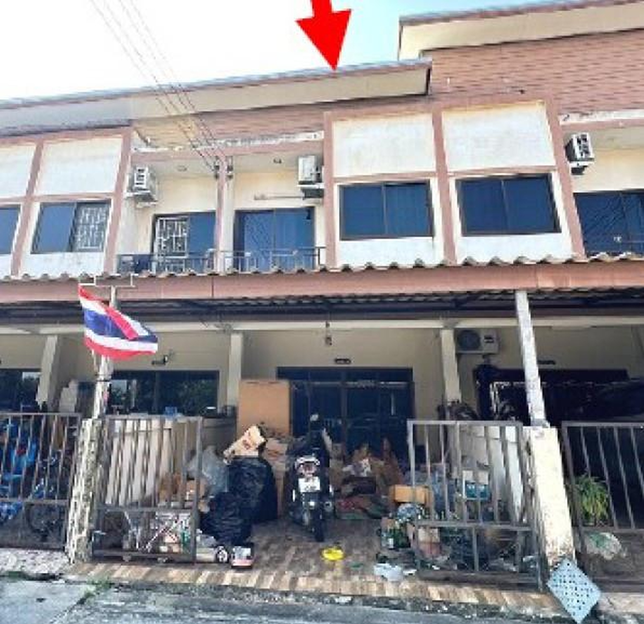 ทรัพย์สถาบันโดย GHB ทาวน์เฮาส์ สุขใจ วิลล่า เฟส 6