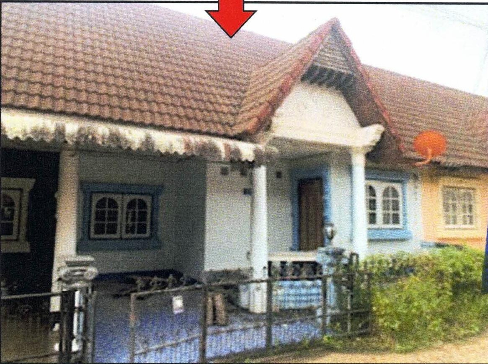 ทรัพย์สถาบันโดย GHB ทาวน์เฮาส์ ซอยตามหมายเหตุในรายงานห ถนนผังเมือง 4
