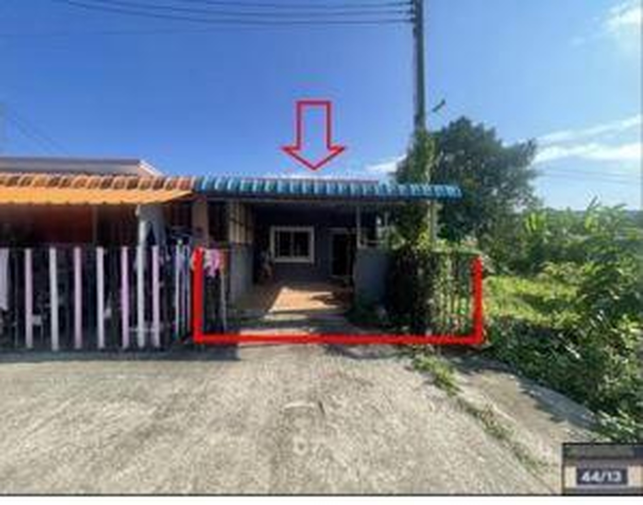 ทรัพย์สถาบันโดย GHB ทาวน์เฮาส์ ถนนสายบ้านท่าไทร-บ้านบา