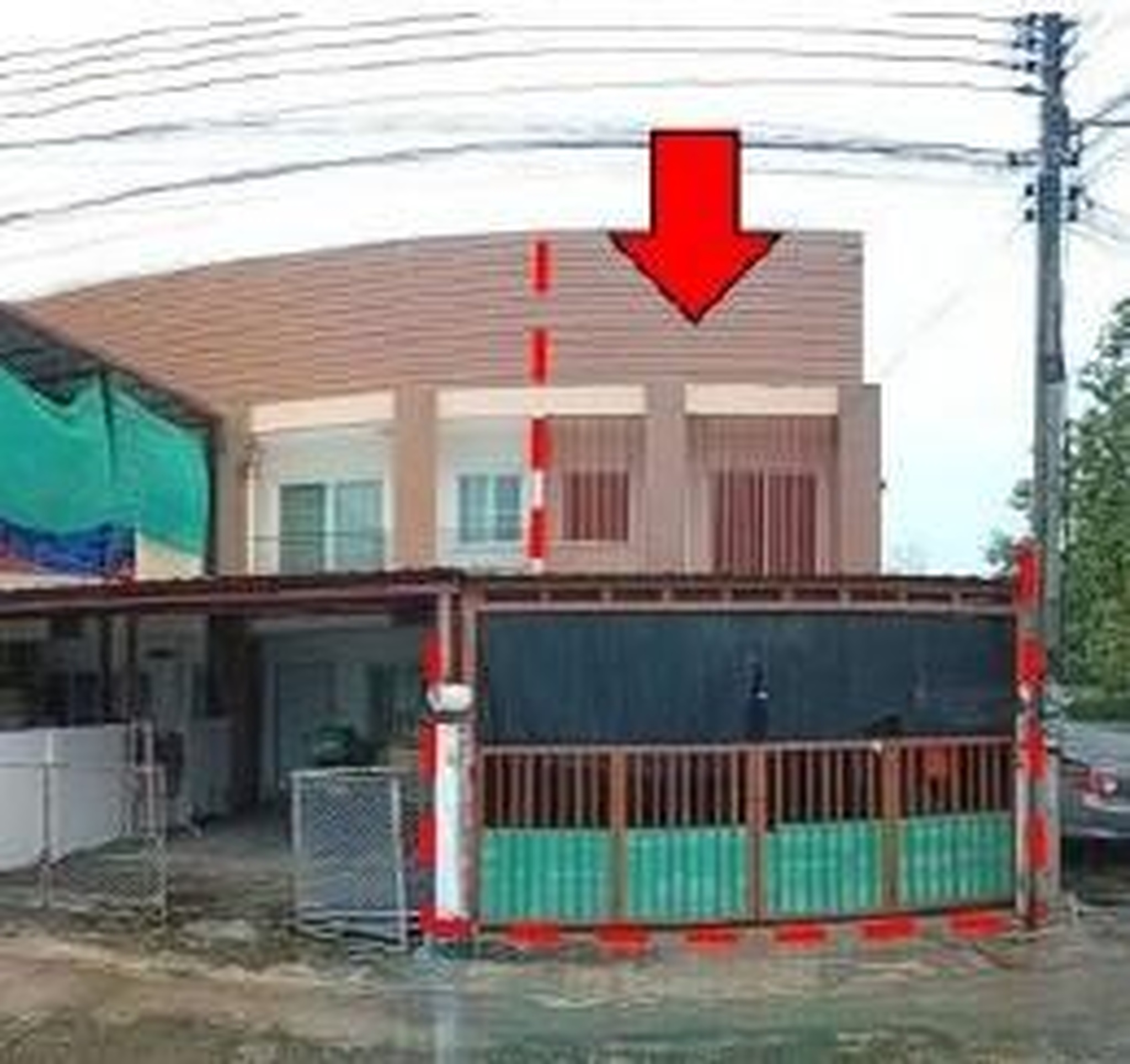 ทรัพย์สถาบันโดย GHB ทาวน์เฮาส์ สมหวัง สันผักหวาน