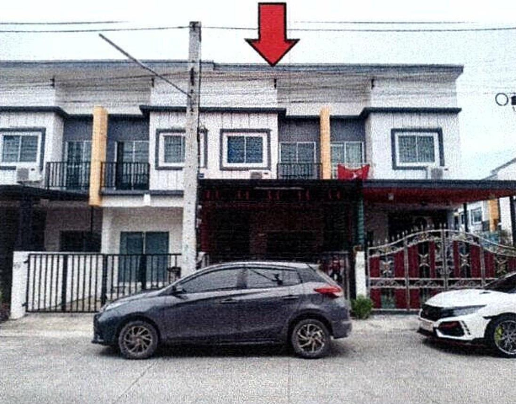 ทรัพย์สถาบันโดย GHB ทาวน์เฮาส์ เอสแฮปปี้โฮม