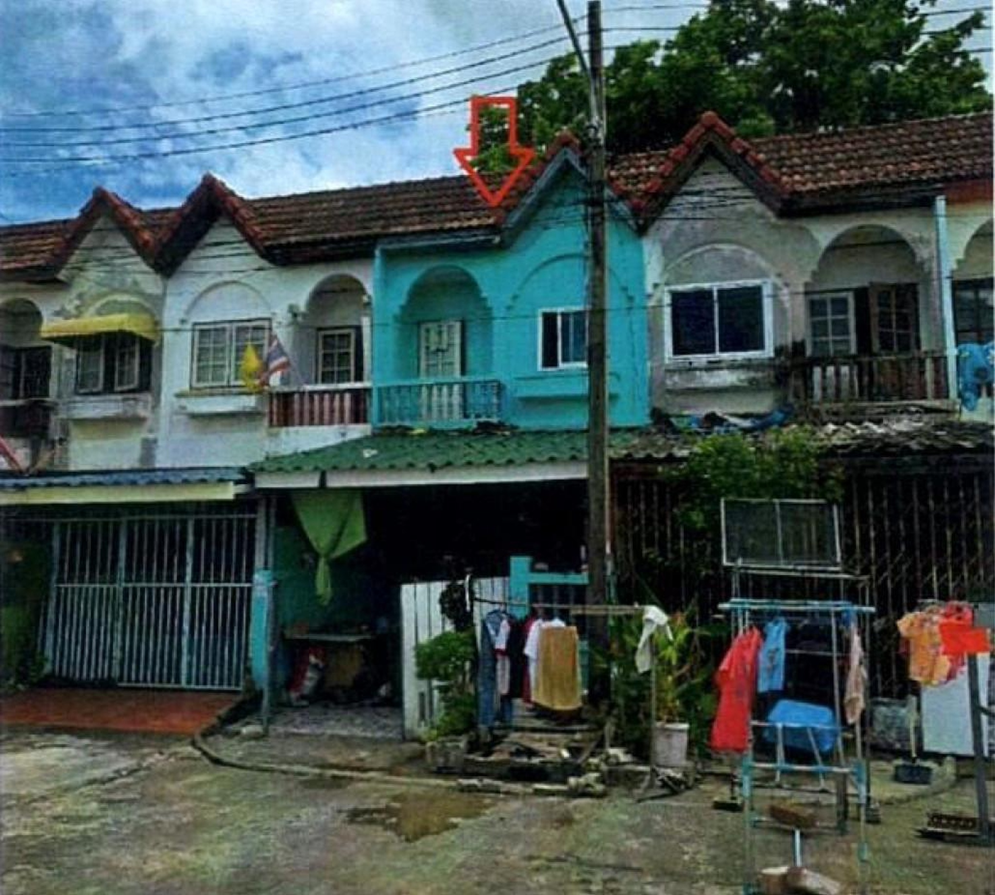 ทรัพย์สถาบันโดย GHB ทาวน์เฮาส์ อรณิชาสิริ