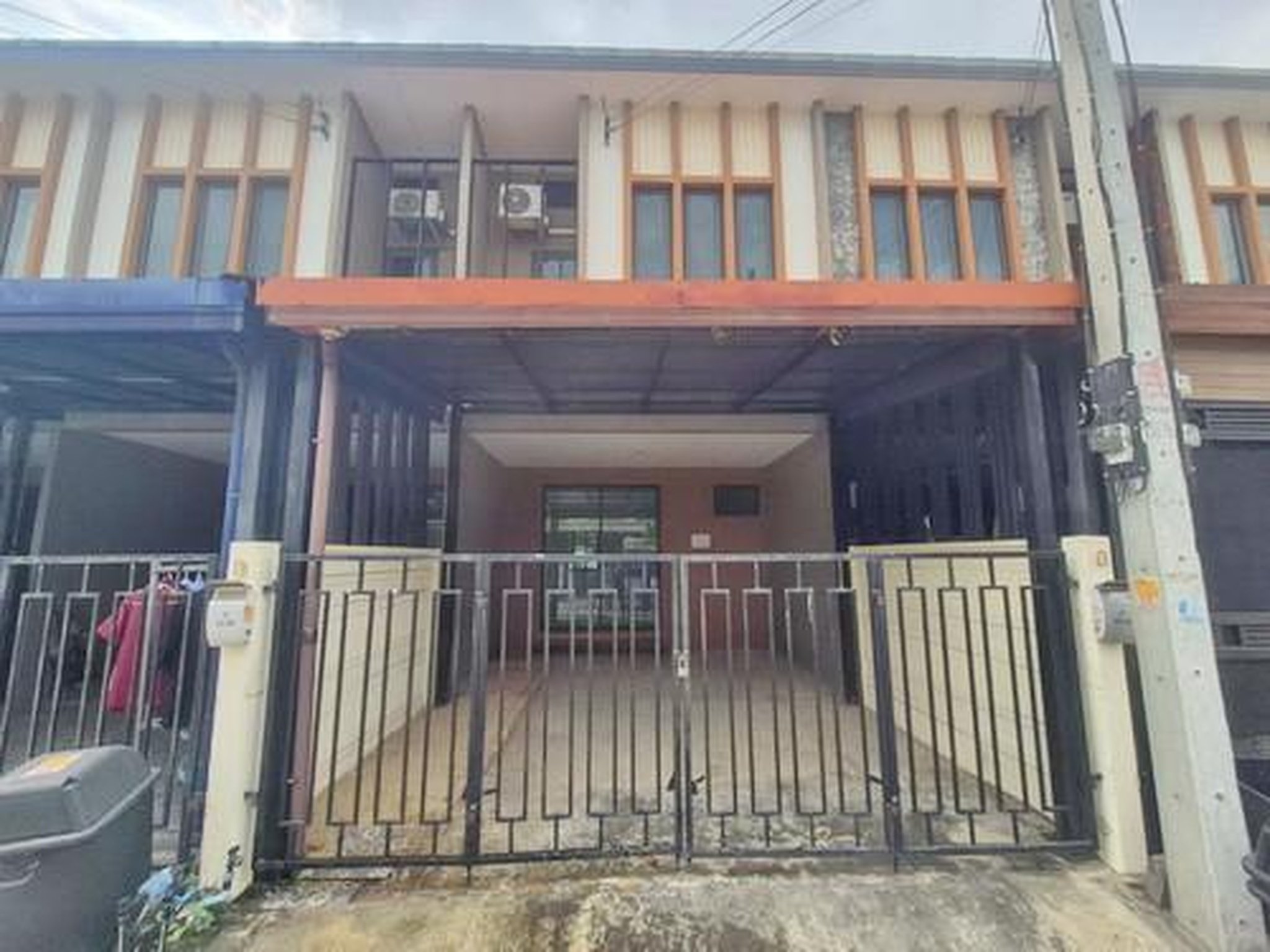 ทรัพย์สถาบันโดย GHB ทาวน์เฮาส์ ภูริ วงแหวน-รังสิต (PURI Wongwaen-Rangsit)