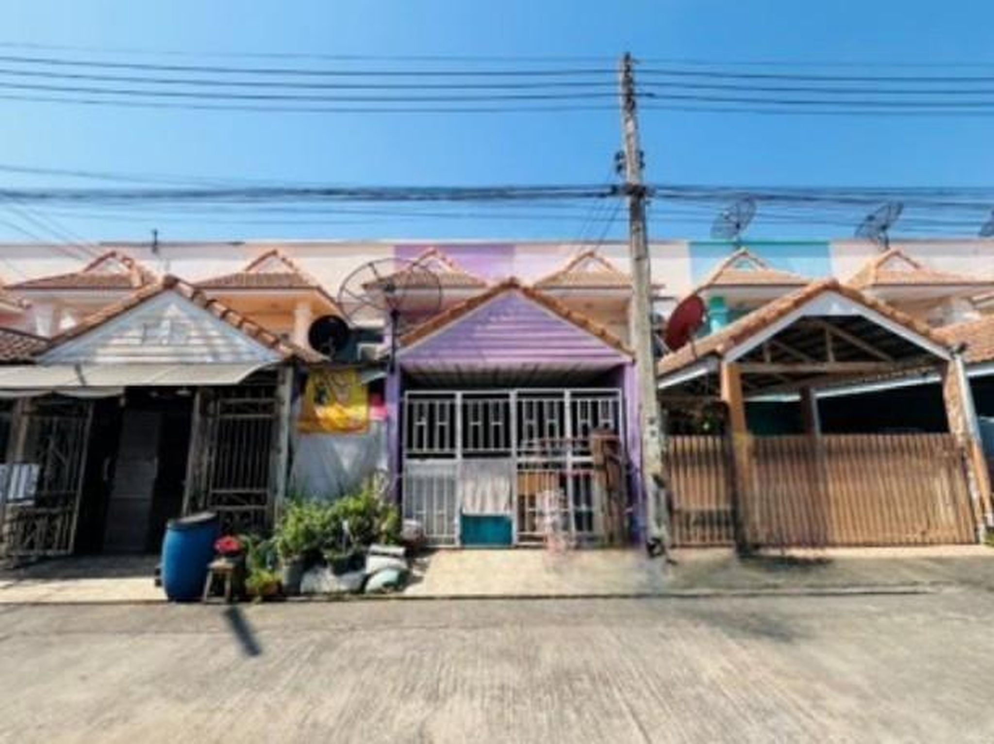 ทรัพย์สถาบันโดย GHB ทาวน์เฮาส์ วศิน