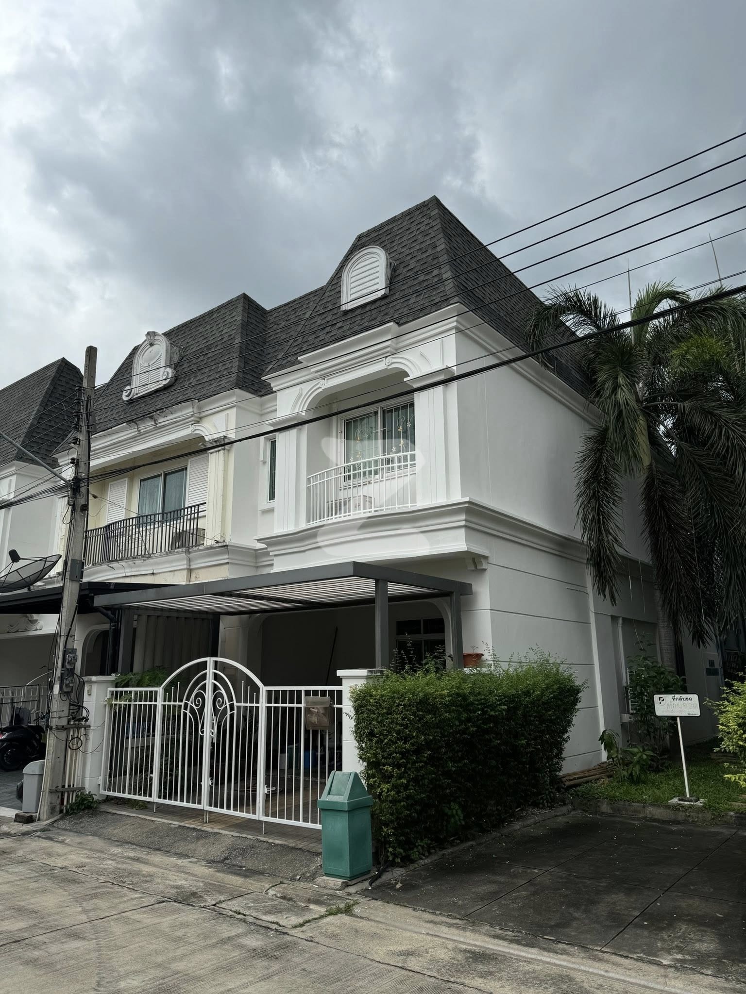 🏡[ให้เช่า/ขาย] ทาวน์โฮม 2 ชั้น หลังริม ทำเลดีติดถนนราชพฤกษ์ไม่ต้องเข้าซอย✨️(ใกล้วงเวียนพระราม5)🎉📣  📌หมู่บ้านปริญลักษณ์ ไลท์ พระราม5-ราชพฤกษ์ : เจ้าของให้เช่าเอง (งดรับนายหน้า)