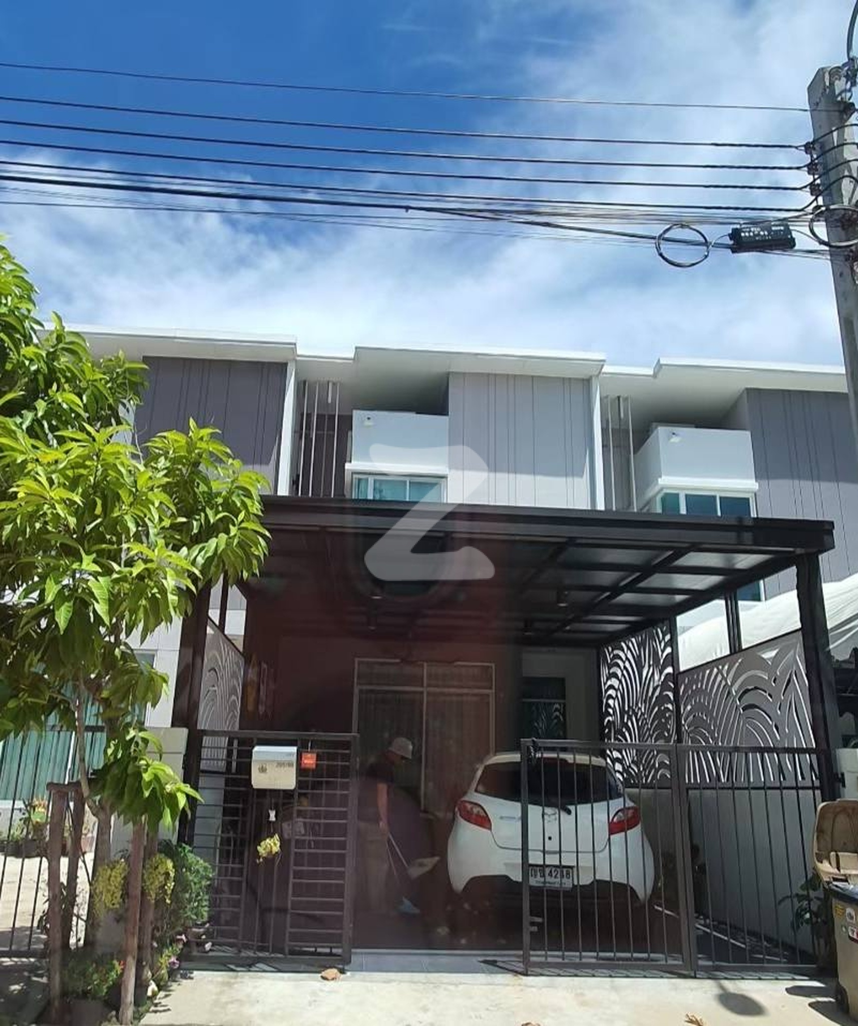 บ้านพร้อมอยู่ในราคาพิเศษ 2.59ล. ใกล้รร. สวนกุหลาบธนบุรีเพียง 5 นาที                          : เจ้าของขายเอง (งดรับนายหน้า)