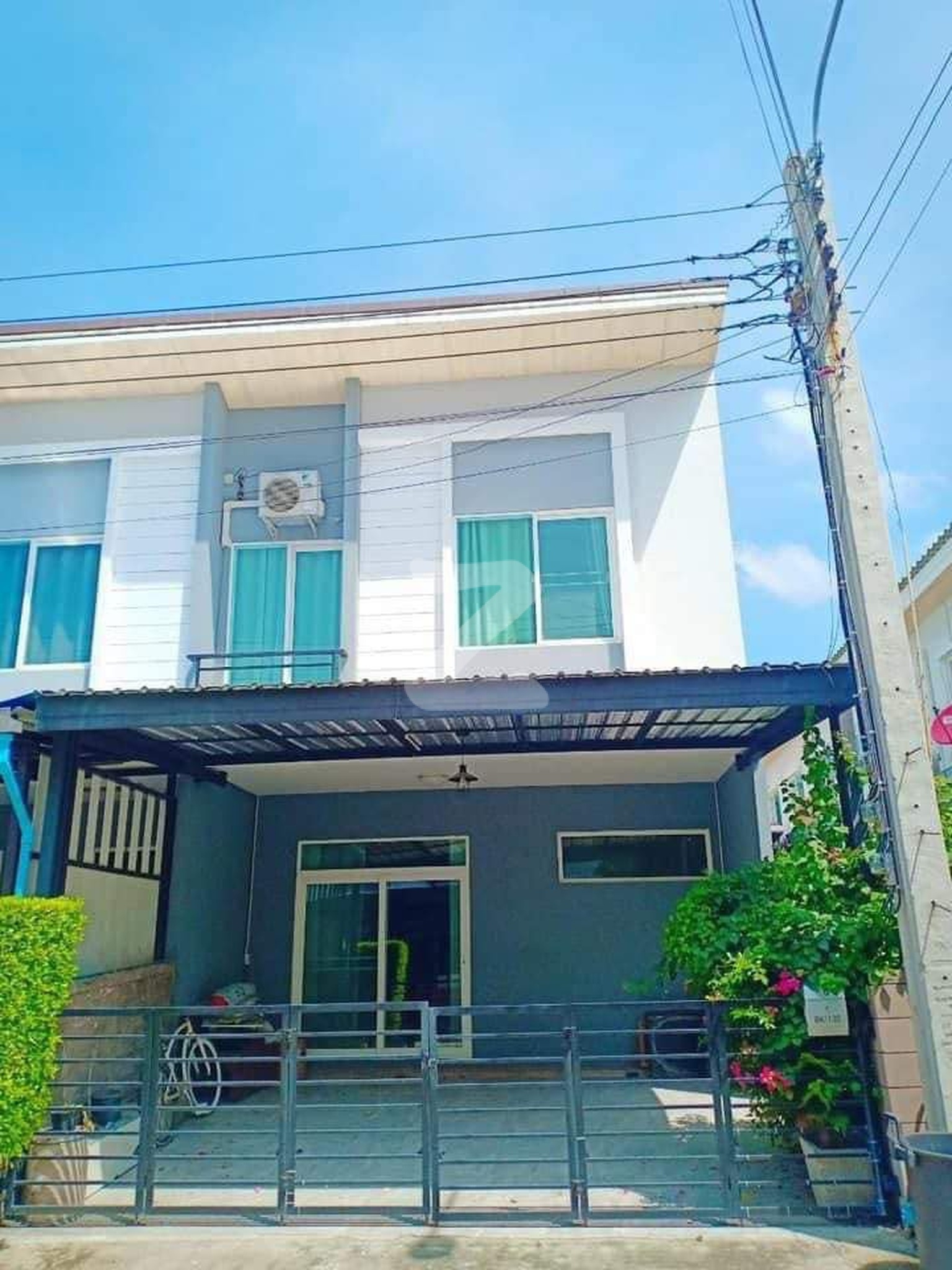 บ้านว่างให้เช่า 9,500 (เจ้าของปล่อยเช่าเอง) ทาวน์โฮมกัสโต้ บางนา - สุวรรณภูมิ  (ตรงข้ามวัดศรีวารีน้อย)   : เจ้าของให้เช่าเอง (งดรับนายหน้า)