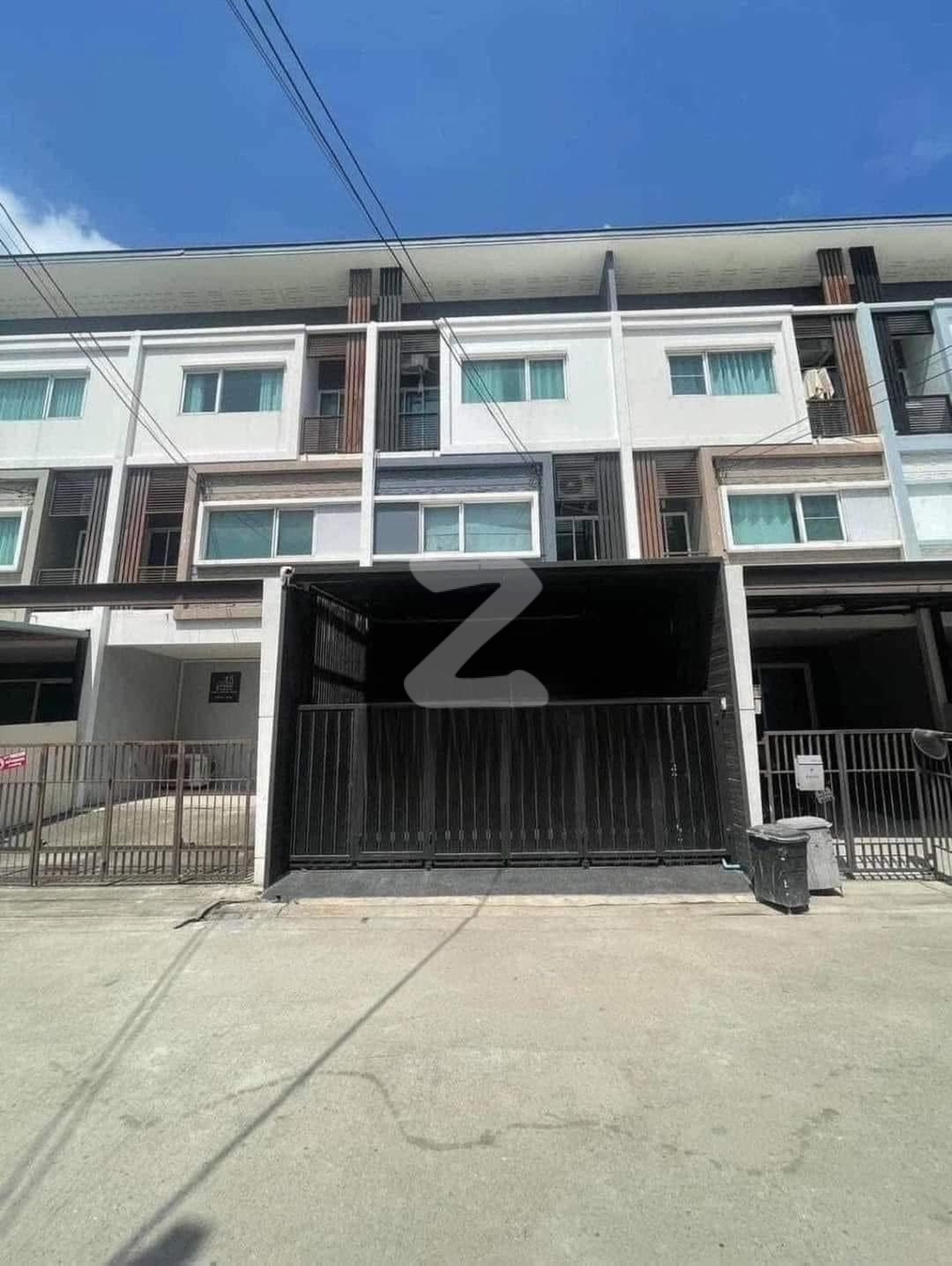 🏫🏫[ให้เช่า] และ [ขาย] ทาวน์โฮม 3 ชั้น โครงการ พาทิโอ บางนา-วงแหวน กิ่งแก้ว 25/1 ‼️ หน้าบ้านกว้างขวางพื้นที่ใช้สอยเยอะ ‼️ เจ้าของปล่อยเอง : เจ้าของให้เช่าเอง (งดรับนายหน้า)