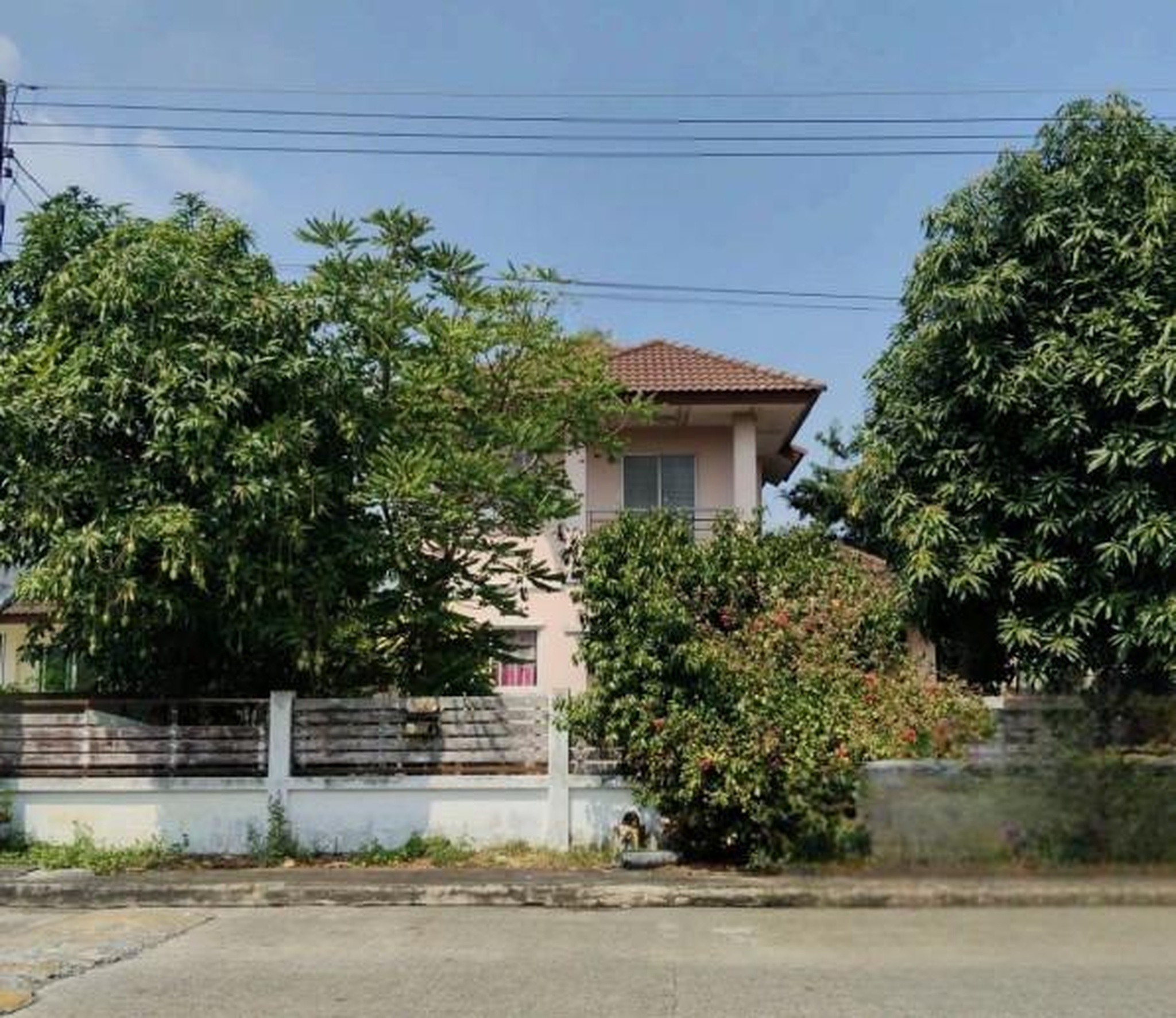 ทรัพย์สถาบันโดย อาคารสงเคราะห์ บ้านเดี่ยว ชูตะวัน