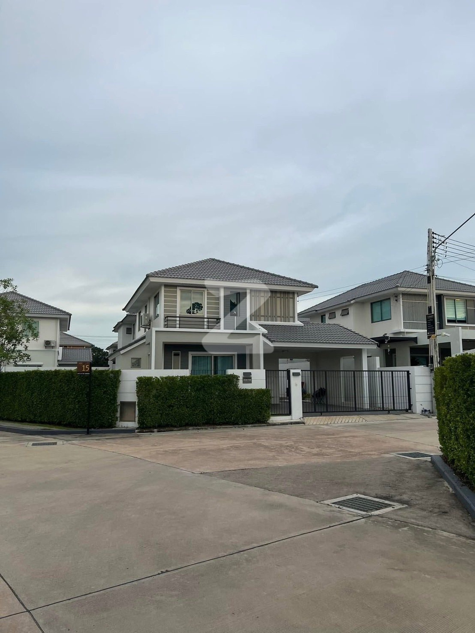 ปล่อยเช่าบ้านเดี่ยว 3 ห้องนอน 3 ห้องน้ำ เนื้อที่ทั้งบ้านประมาน 90 ตรว. ค่ะ โรงโป๊ะ / ตะเคี้ยนเตี้ย  โครงการ life in the garden โรงโป๊ะ 🤎 : เจ้าของให้เช่าเอง (งดรับนายหน้า)