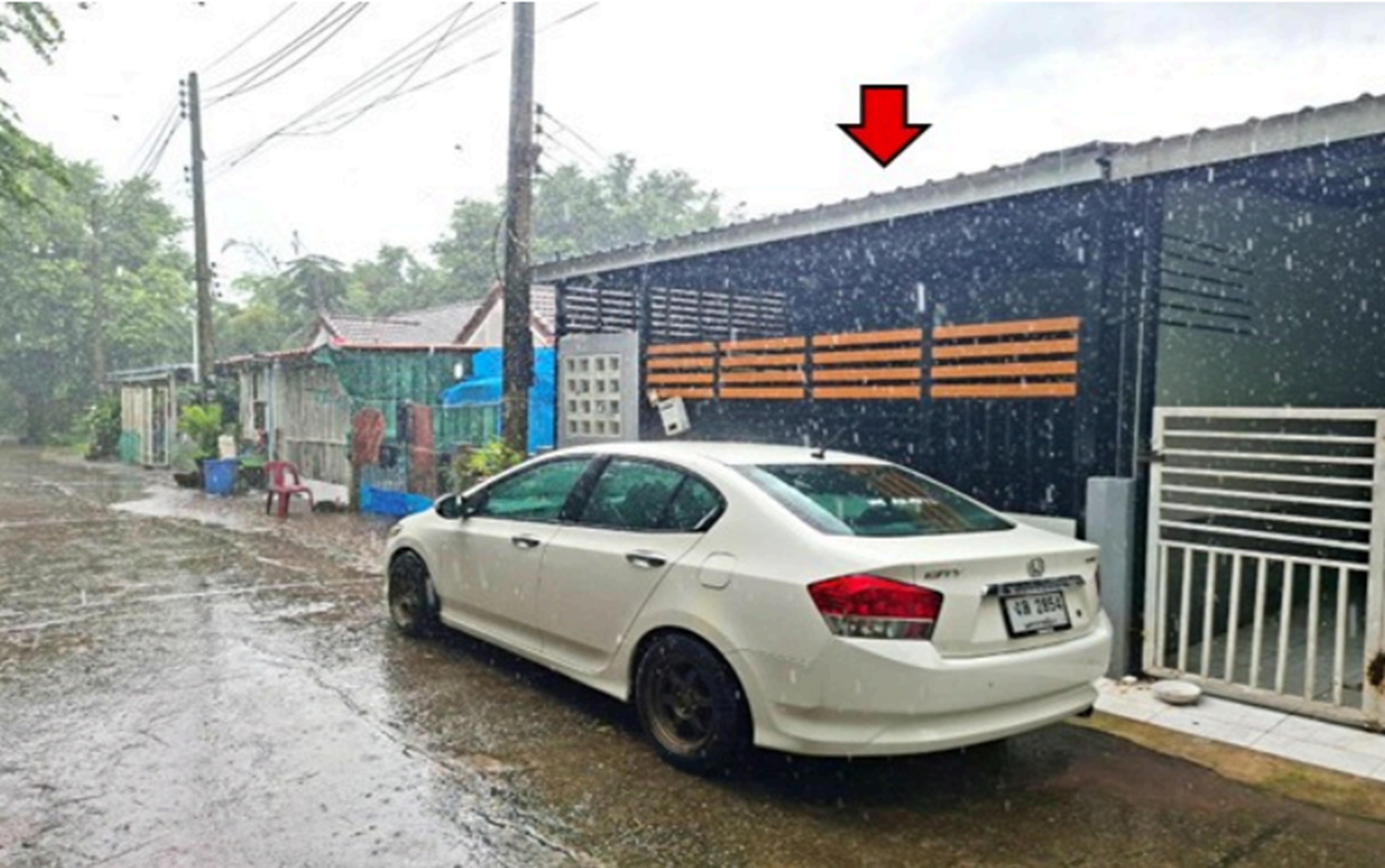 ทรัพย์สถาบันโดย GHB ทาวน์เฮาส์ ซอยหมู่บ้านสวนบนเนิน 2 ถนนมิตรภาพ(ทล.2)/ทางหลว