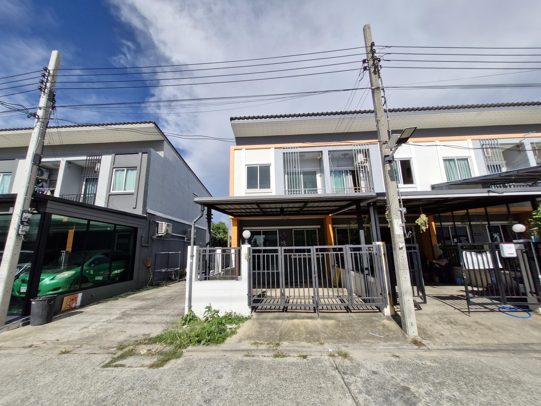 ทรัพย์สถาบันโดย GHB ทาวน์เฮาส์ บุราพันธ์ การ์เด้นวิลล์ (Buraphan Garden Ville)
