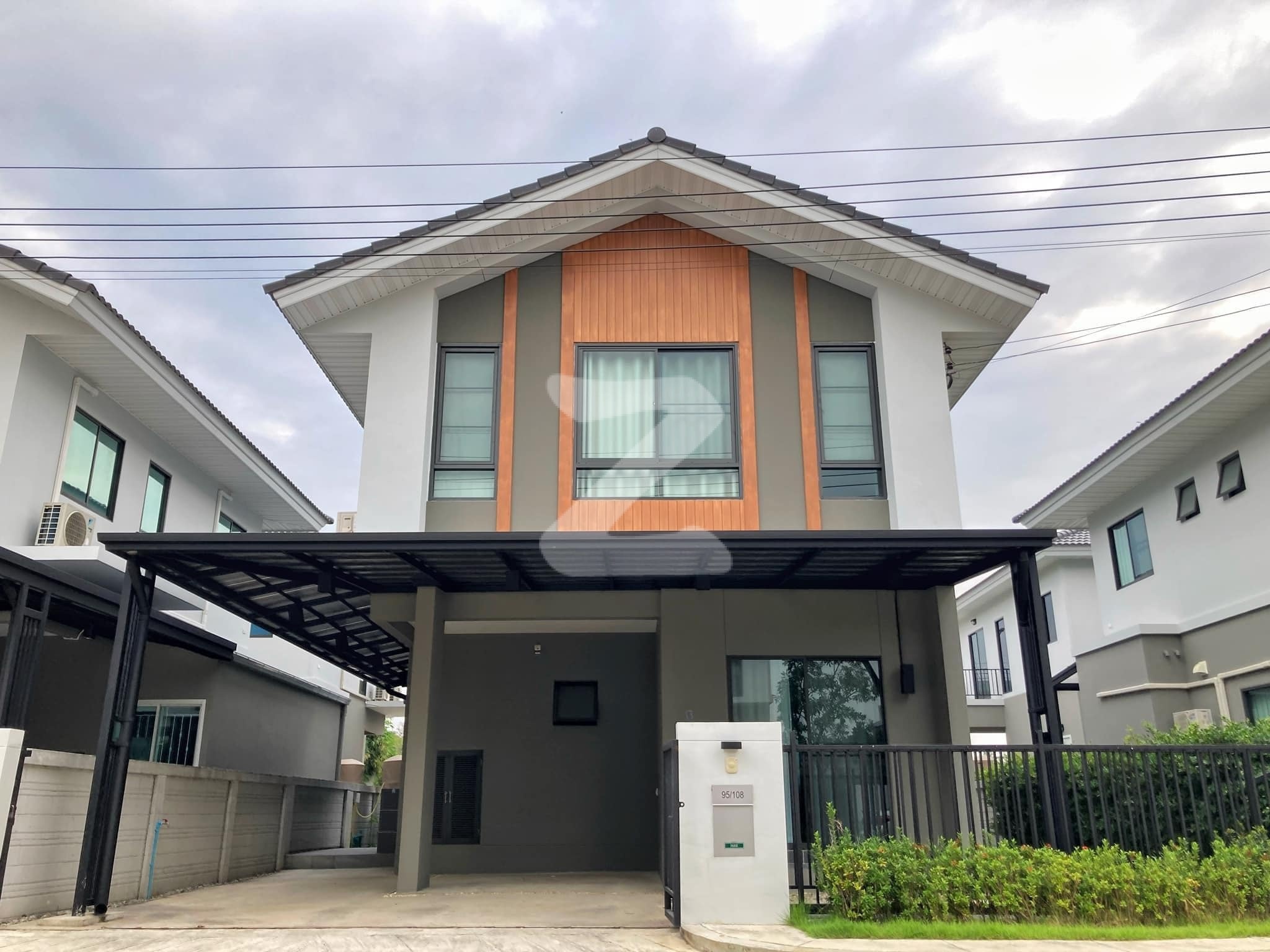 📌📌ขายบ้านแฝด อารมณ์บ้านเดี่ยว🏠เพอร์เฟ็คพาร์ค แจ้งวัฒนะ ถนนหอการค้าไทย 🏡 ขนาด 36.7 ตรว. ต่อเติมหลังคาที่จอดรถ พร้อมแอร์  : เจ้าของขายเอง (งดรับนายหน้า)
