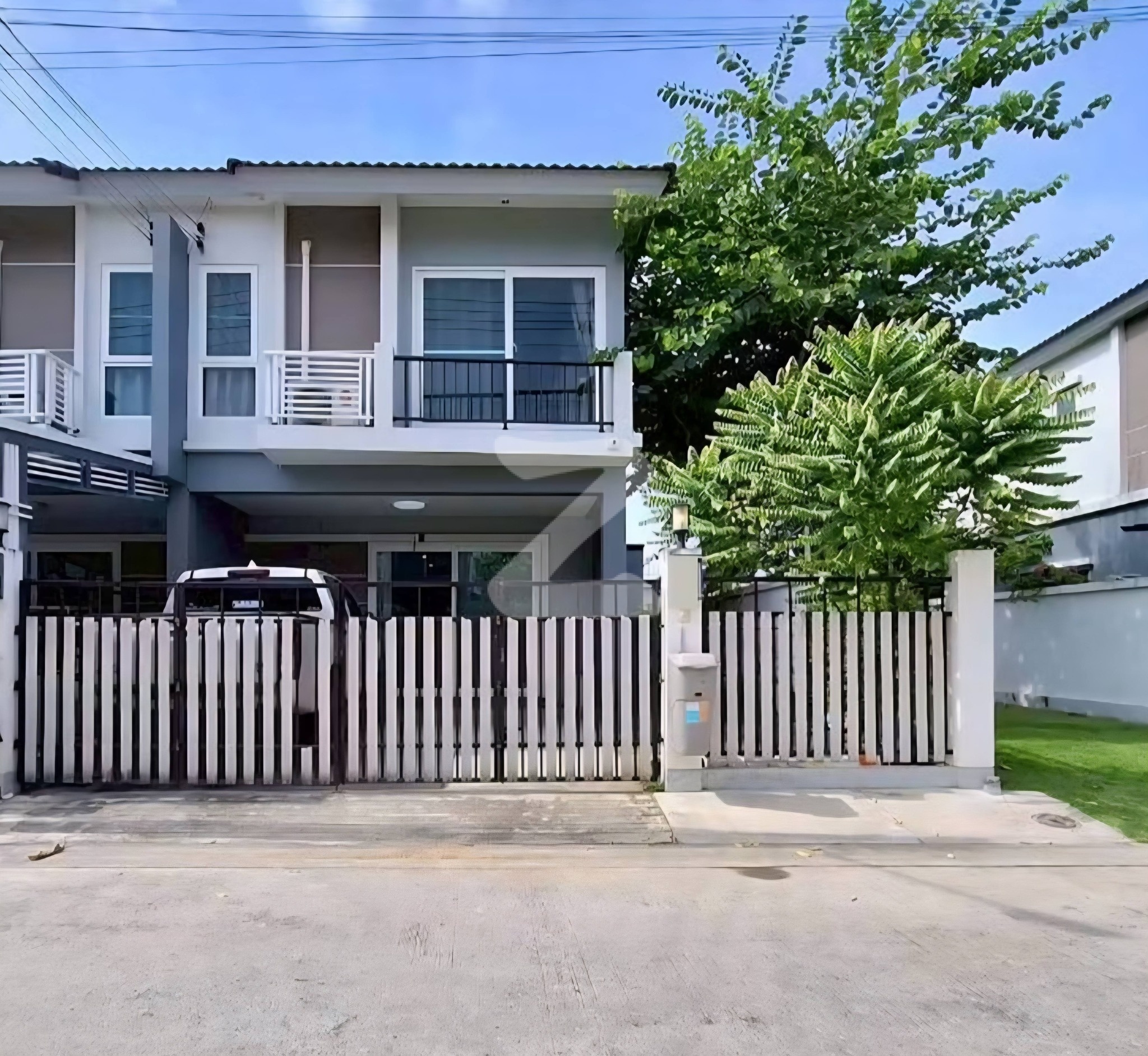 ขายบ้านหลังมุม ทำเลบางแสน(เจ้าของขายเอง) “บ้านอยู่สบาย บรรยากาศอบอุ่น เหมาะกับครอบครัว” โครงการ : ศุภาลัย พรีโม่ บางแสน  : เจ้าของขายเอง (งดรับนายหน้า)