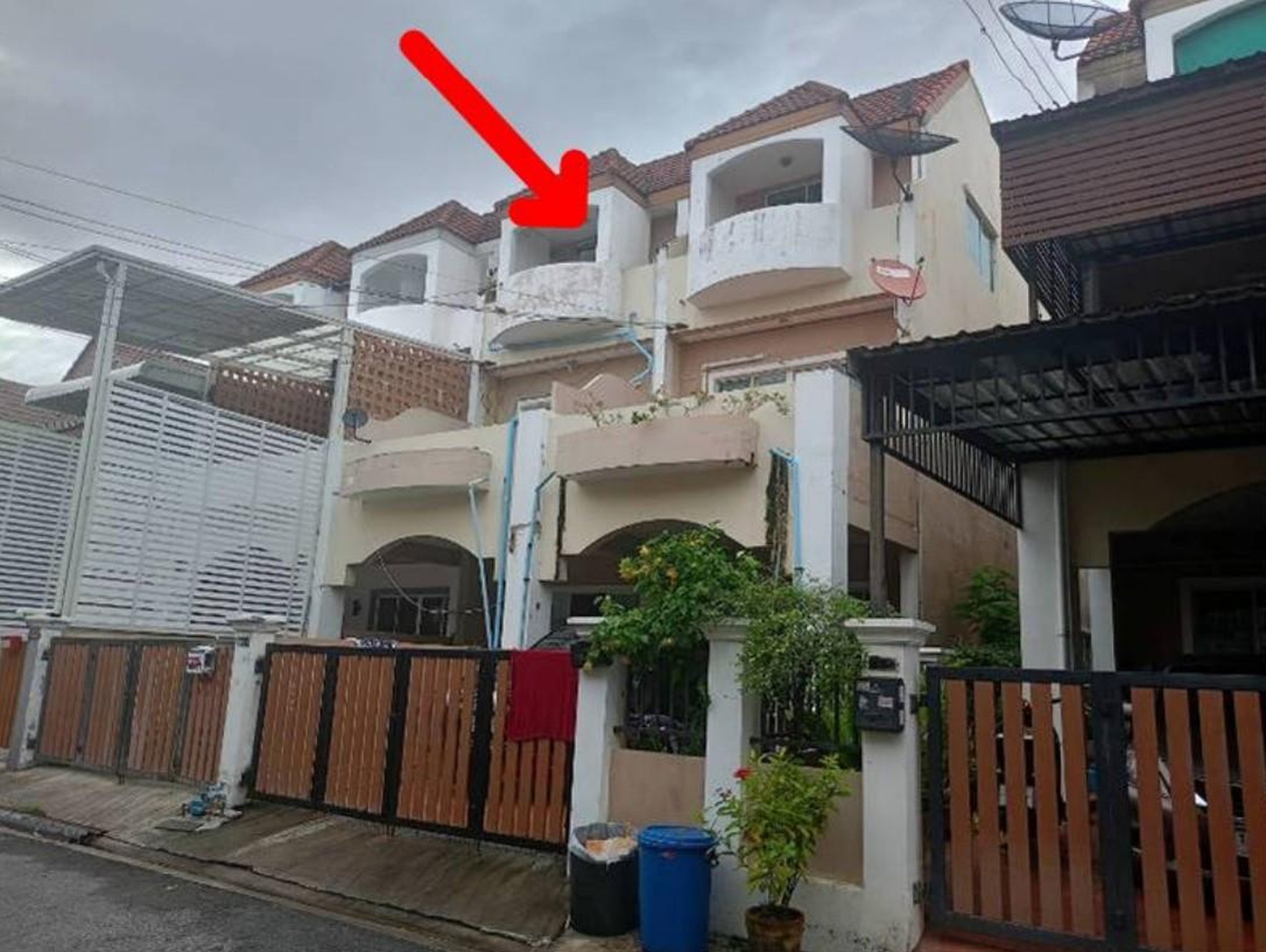 ทรัพย์สถาบันโดย GHB ทาวน์เฮาส์ นันนทภัทร