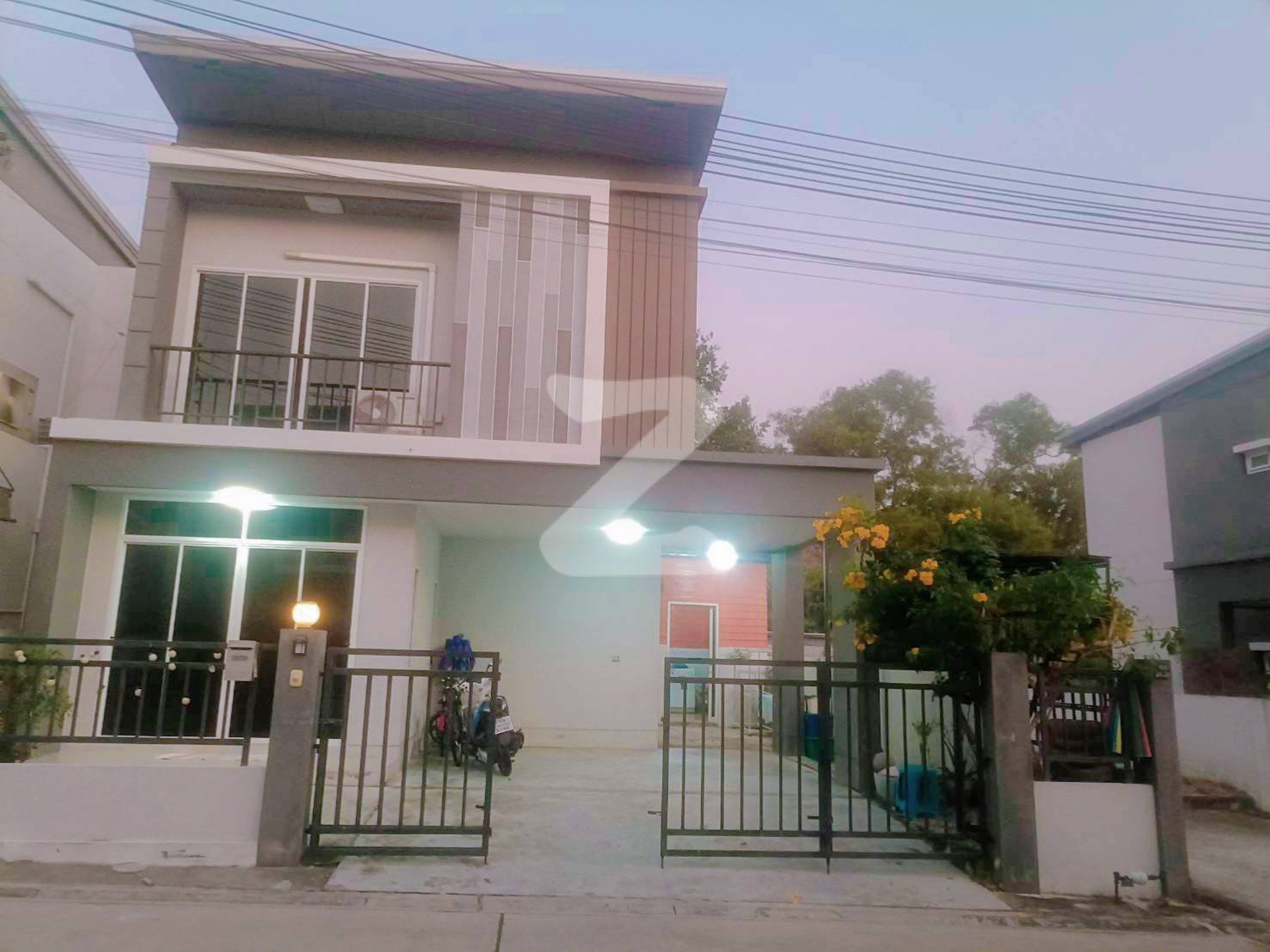 🥰เจ้าของขายเอง🥳 🏡บ้านแฝด 2ชั้น นาพร้าว ใกล้ J-park ทำเลดี ใจกลางศรีราชา หมู่บ้าน ทริโอทาวน์ : เจ้าของขายเอง (งดรับนายหน้า)