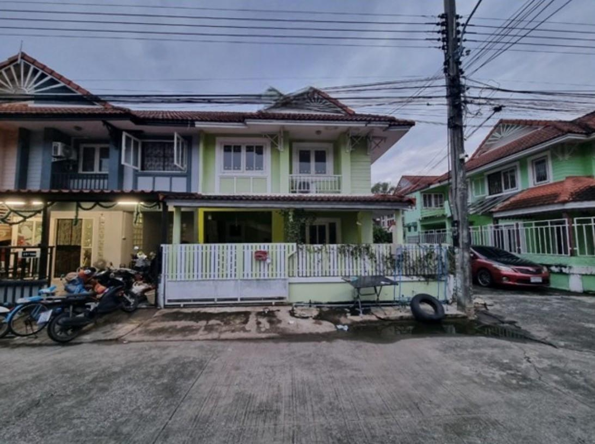 ทรัพย์สถาบันโดย GHB ทาวน์เฮาส์ พฤกษา 11 (Baan Pruksa 11 Klong 3)