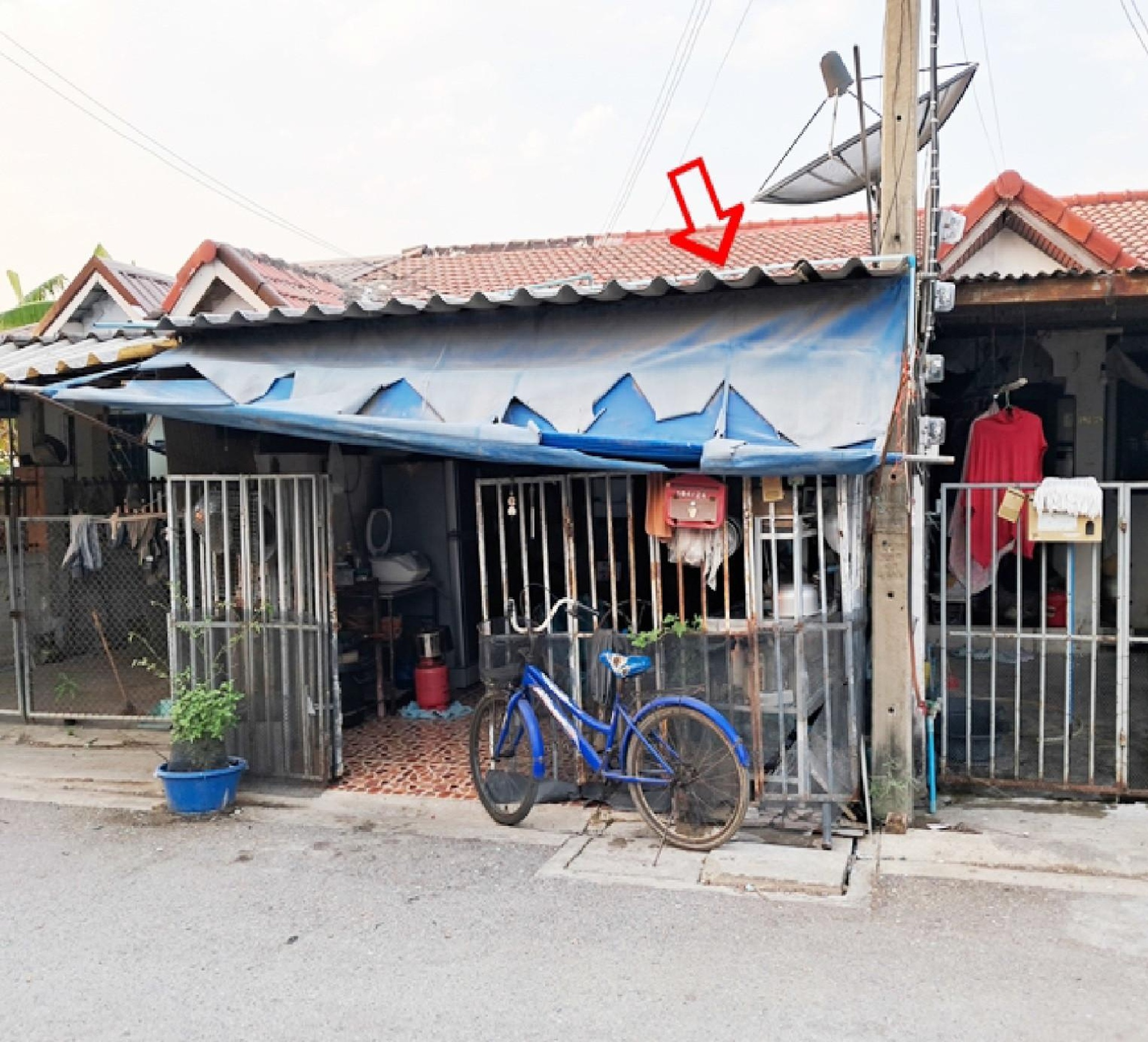 ทรัพย์สถาบันโดย GHB ทาวน์เฮาส์ ก่อเกียรติ์